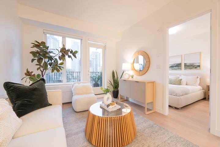 203 585 KEMSLEY AVENUE, R3115491, BC,