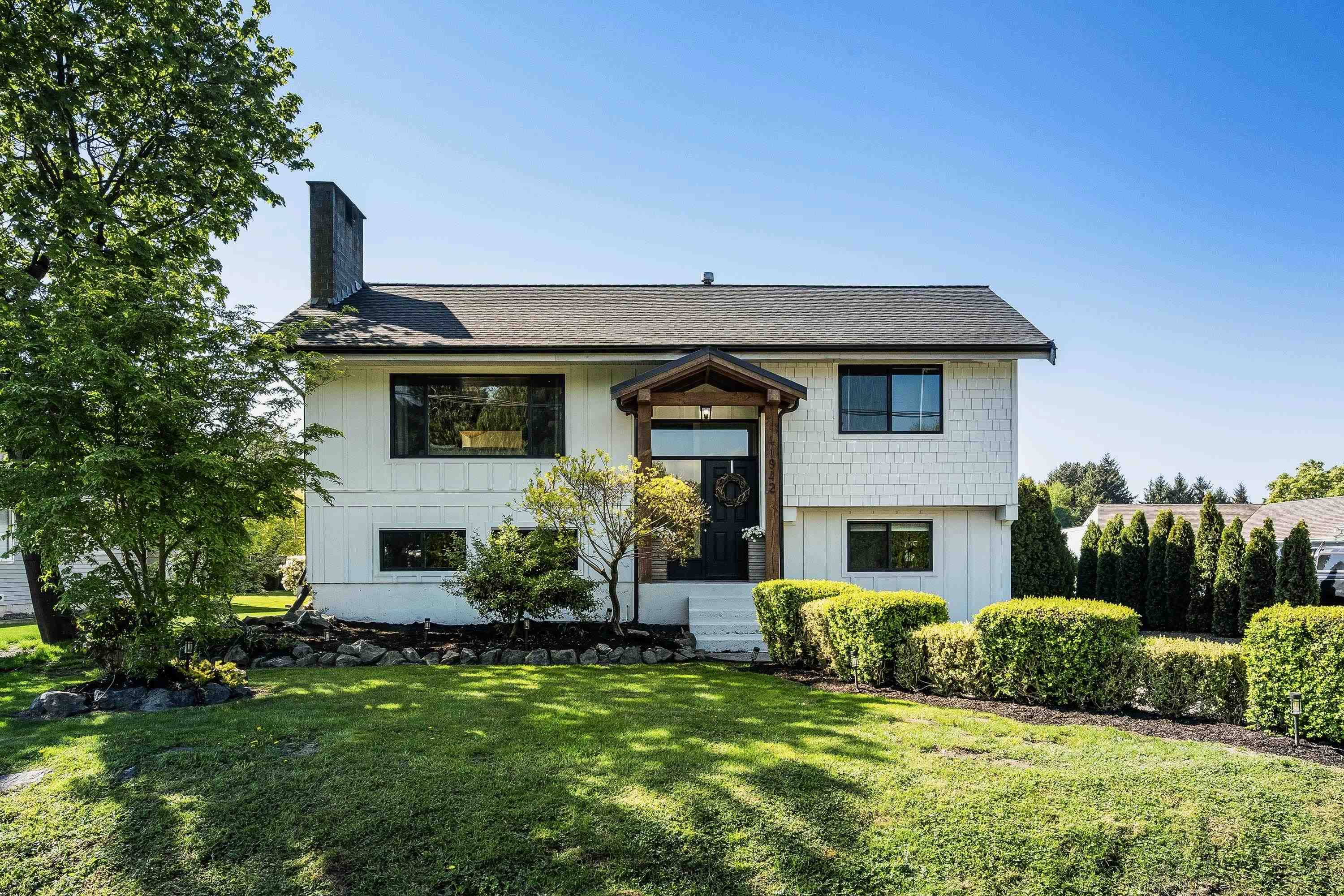 MLS® listing #R3115518 for sale located at 41942 SOUTH SUMAS ROAD, Sardis - Greendale BC V2R 4K6