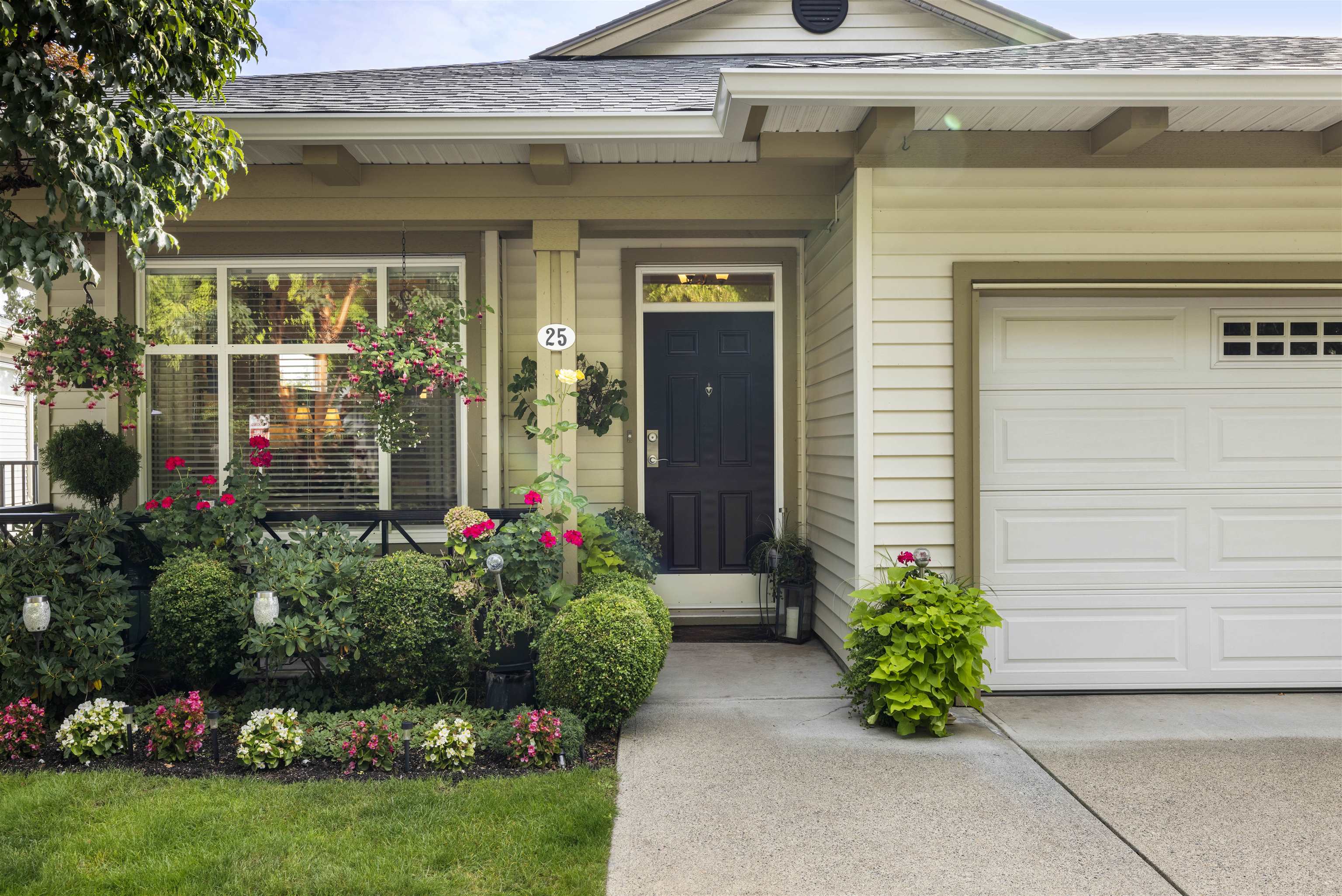 25 15188 62A AVENUE, R3115790, BC,