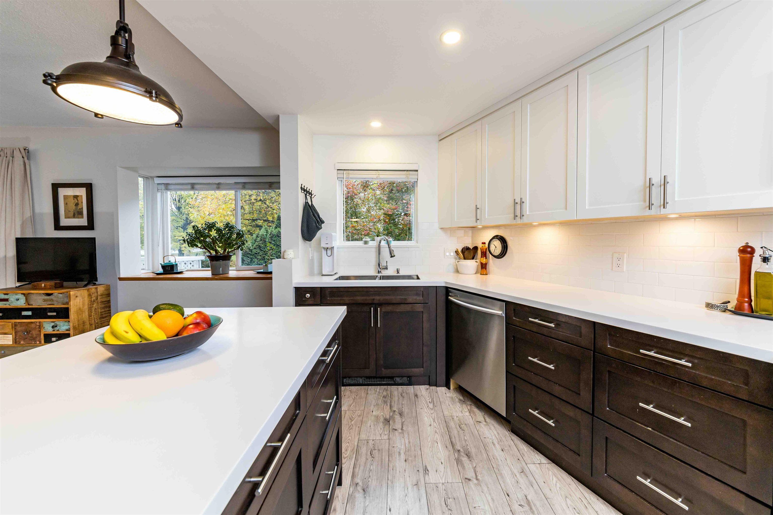 401 2295 PANDORA STREET, R3115923, BC,