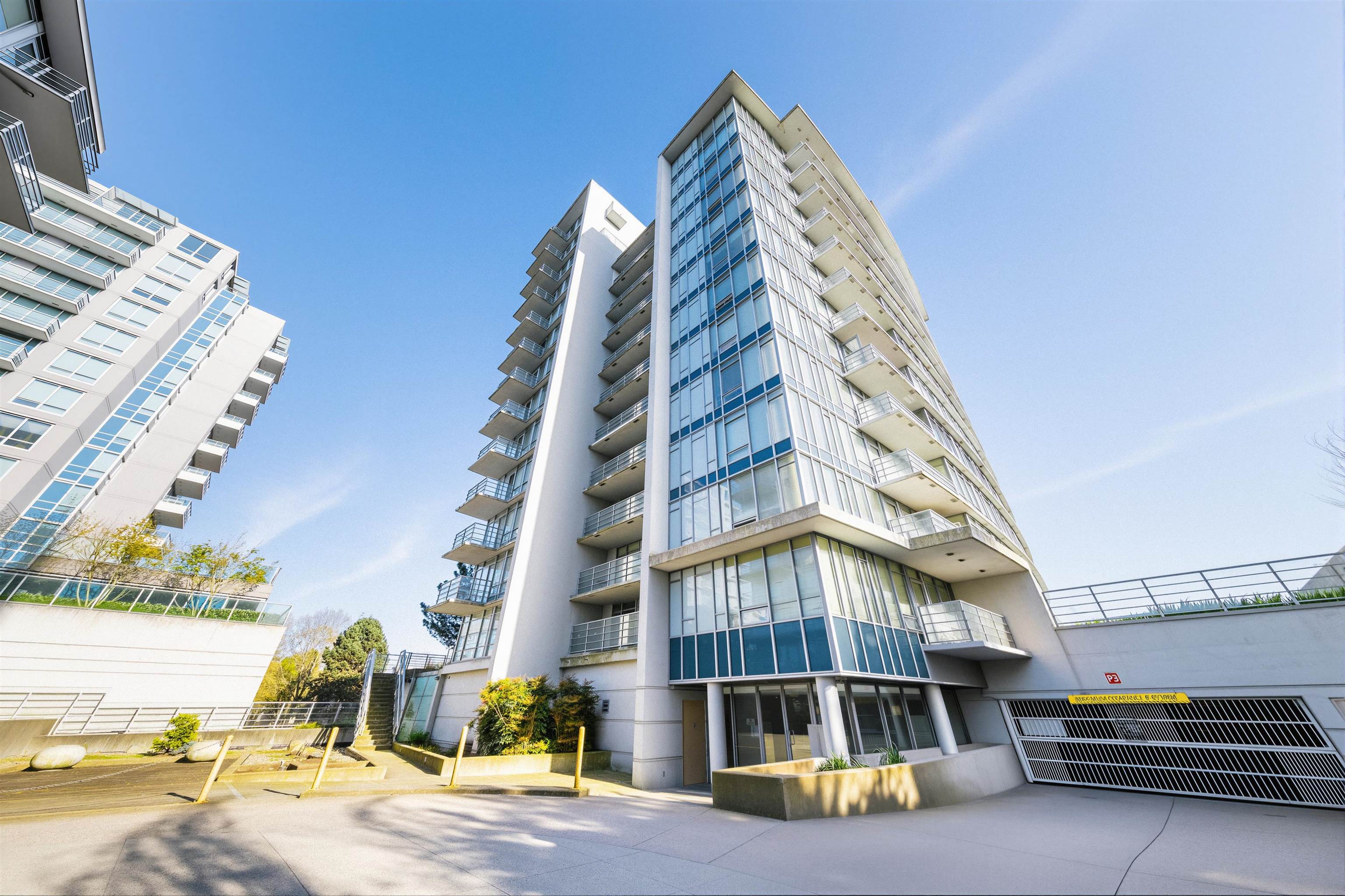 1804 8288 LANSDOWNE ROAD, R3116001, BC,