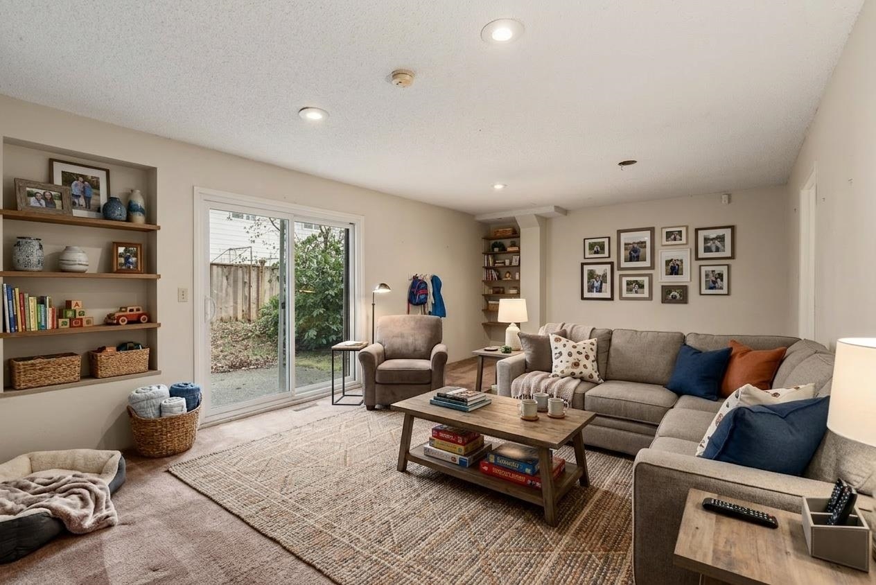 1298 NOVAK DRIVE, Coquitlam BC V3E 1W9, R3116072, BC,