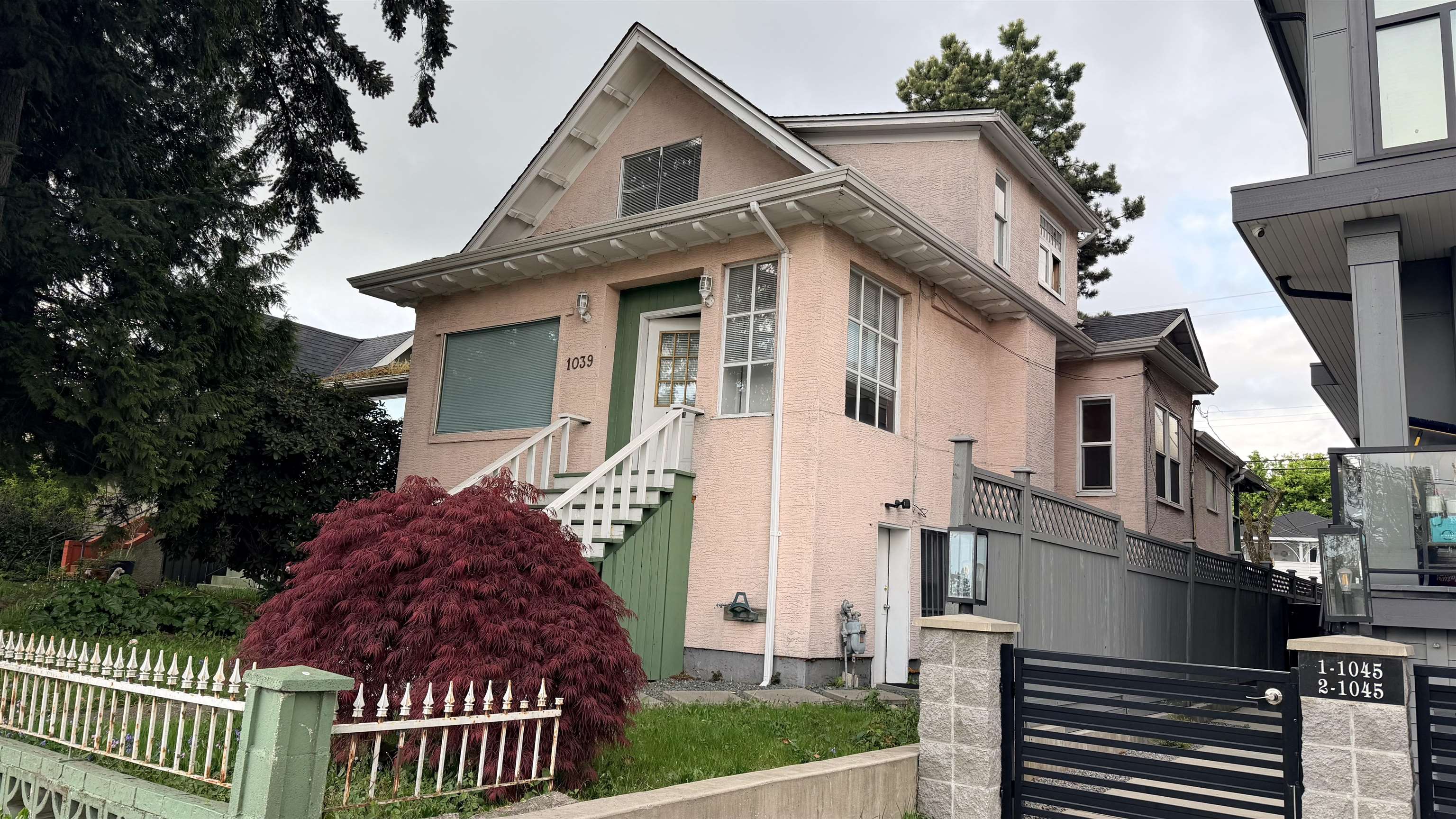 1039 E 41ST AVENUE, Vancouver BC V5W 1P9, R3116090, BC,