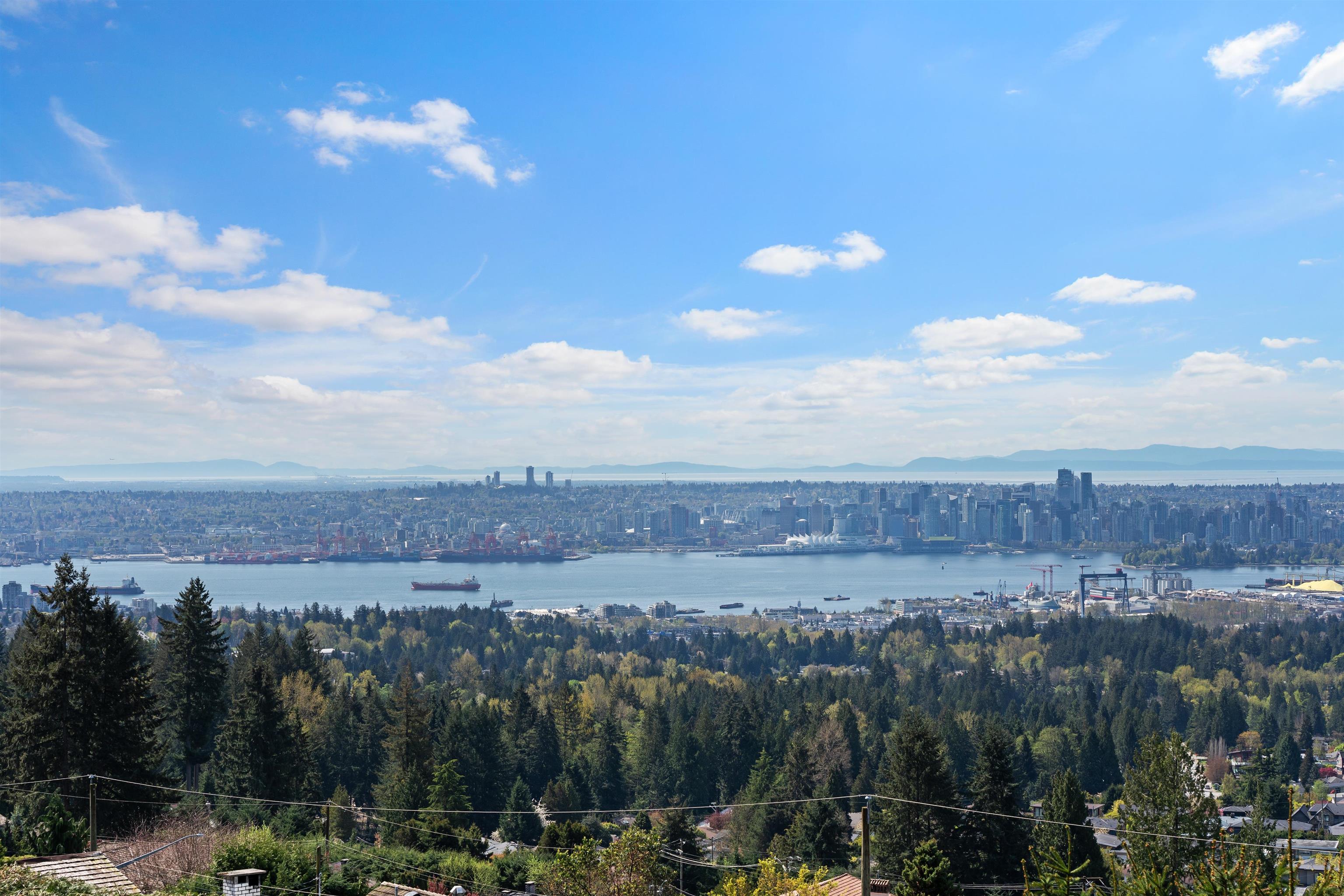 353 NEWDALE COURT, North Vancouver BC V7N 3H3, R3116143, BC,