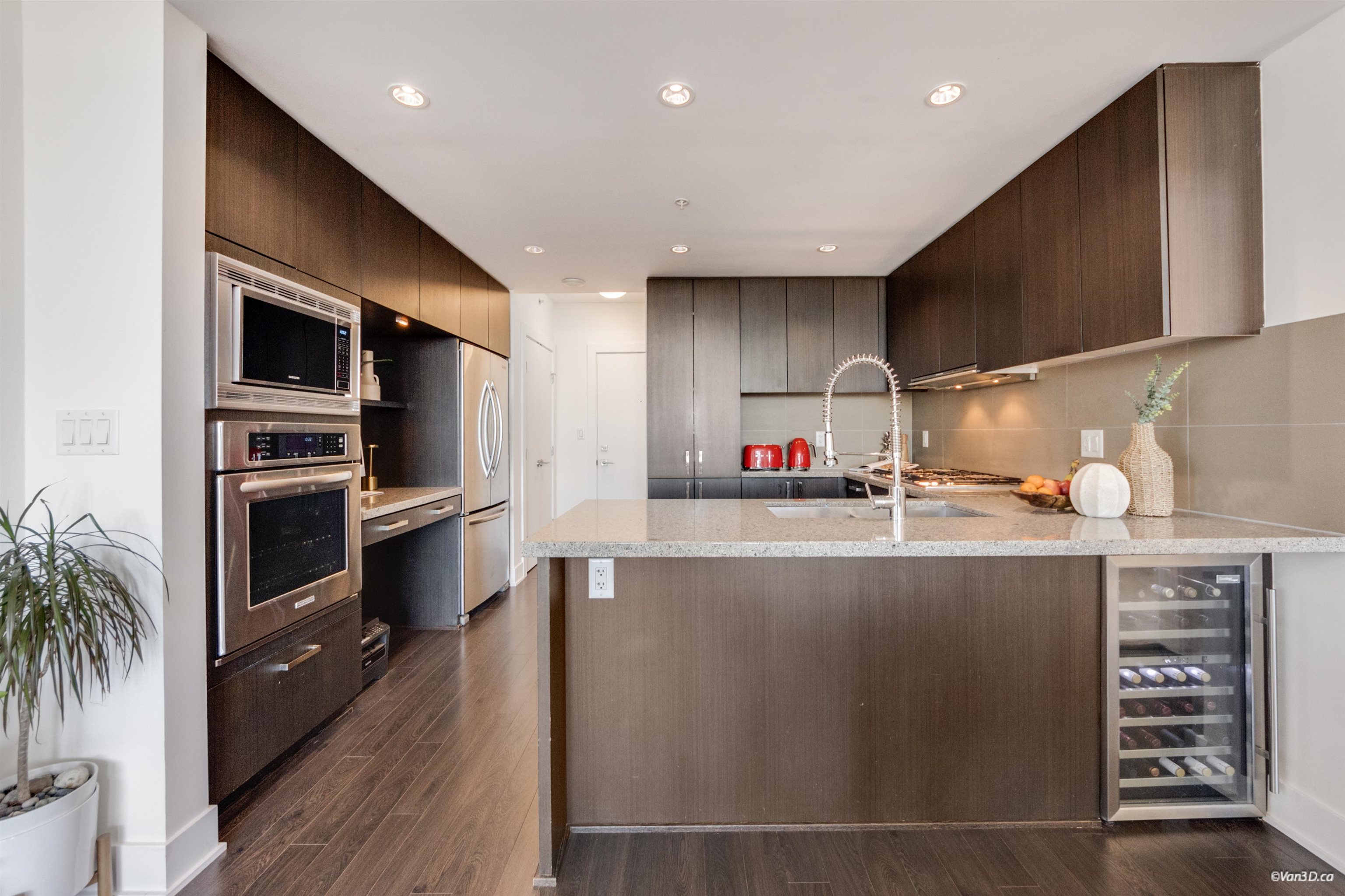 MLS® listing #R3116173 for sale located at 1901 1155 THE HIGH STREET