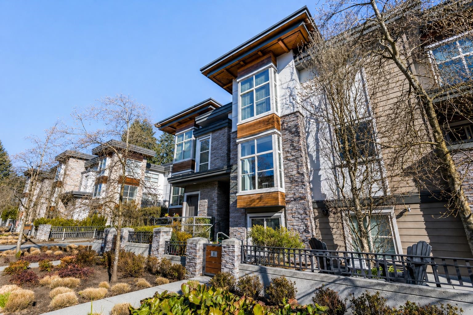 8 3025 BAIRD ROAD, R3116191, BC,