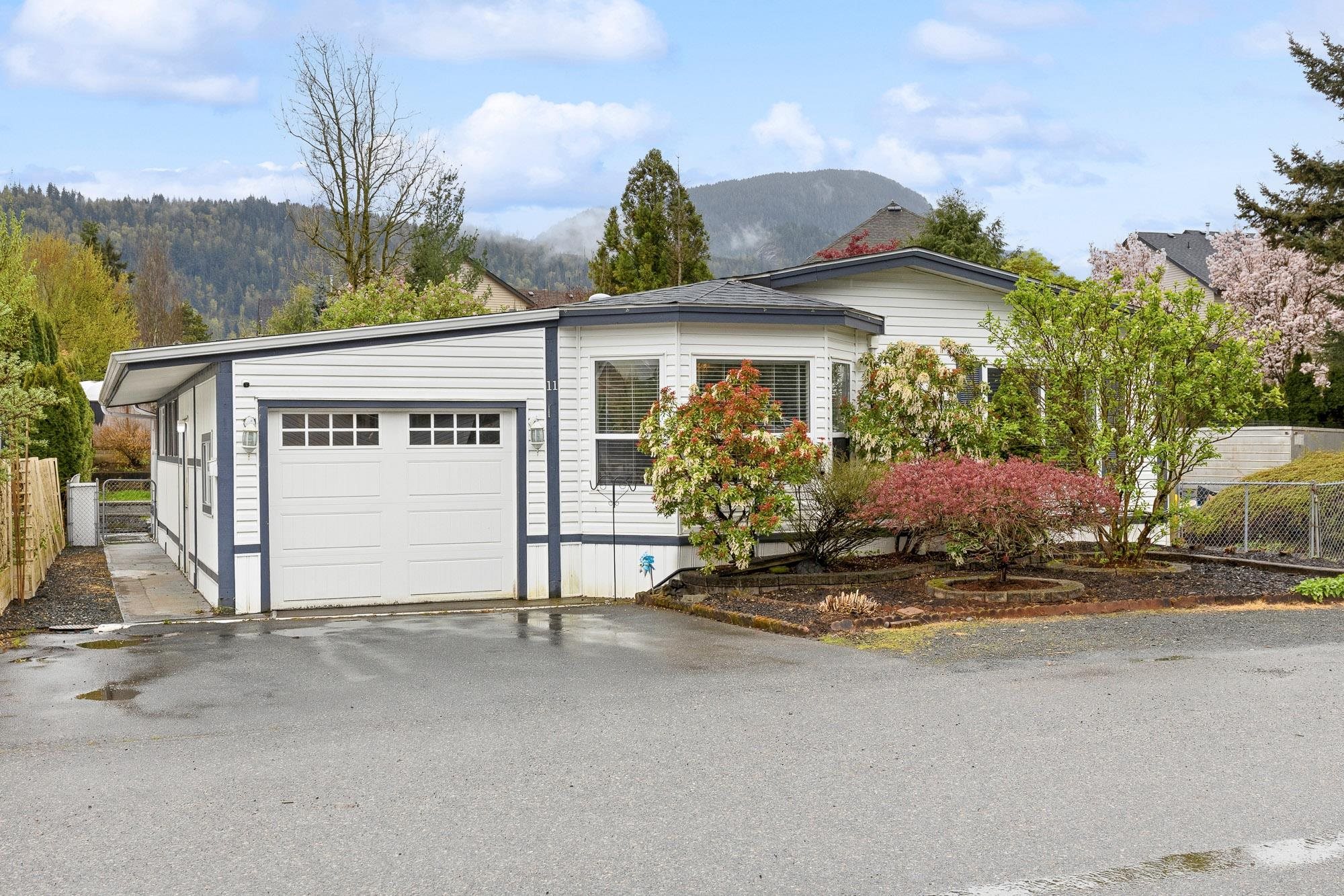 11 44565 MONTE VISTA DRIVE, R3116206, BC,