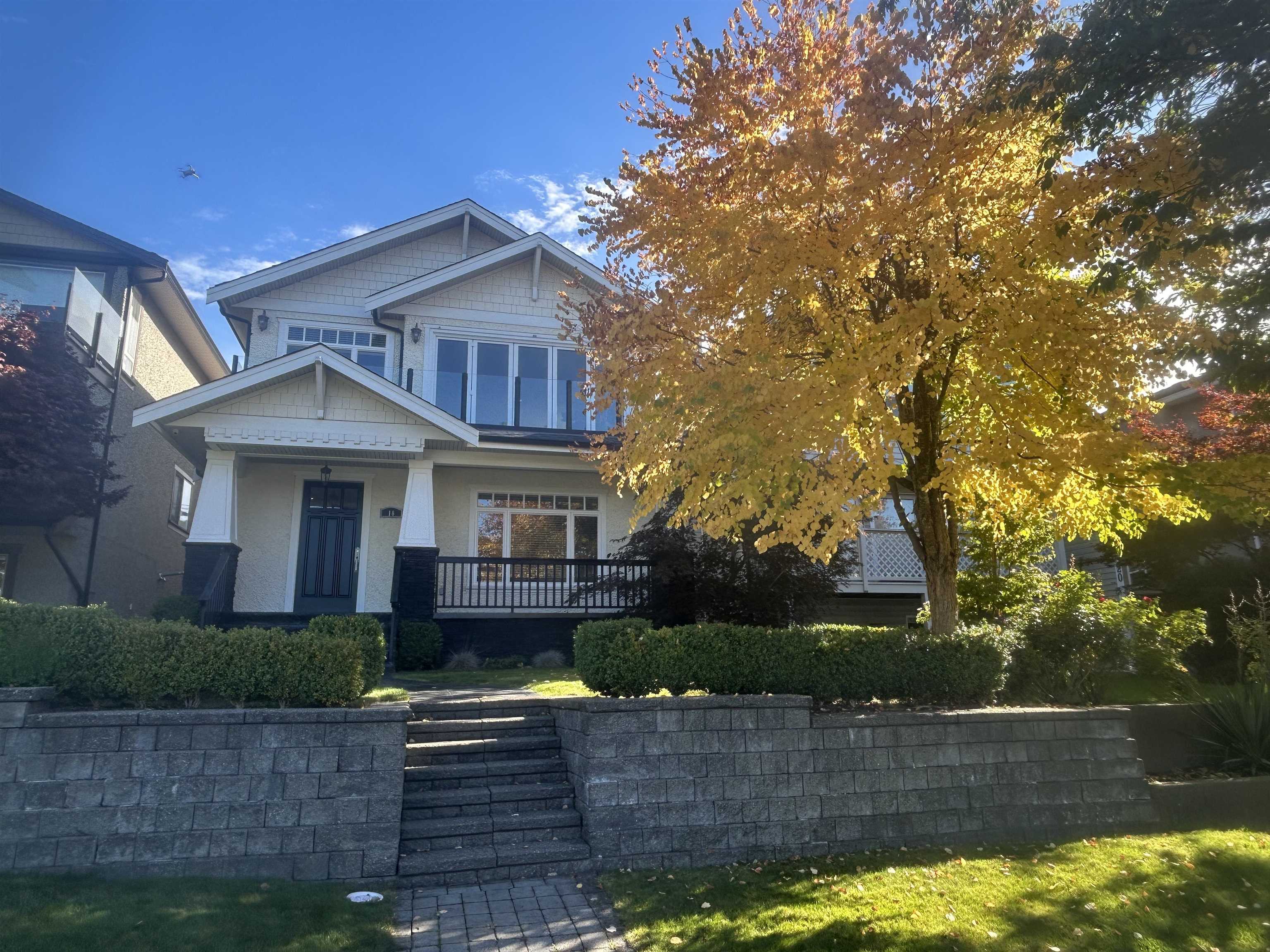 18 HYTHE AVENUE, Burnaby BC V5B 3H7, R3116424, BC,