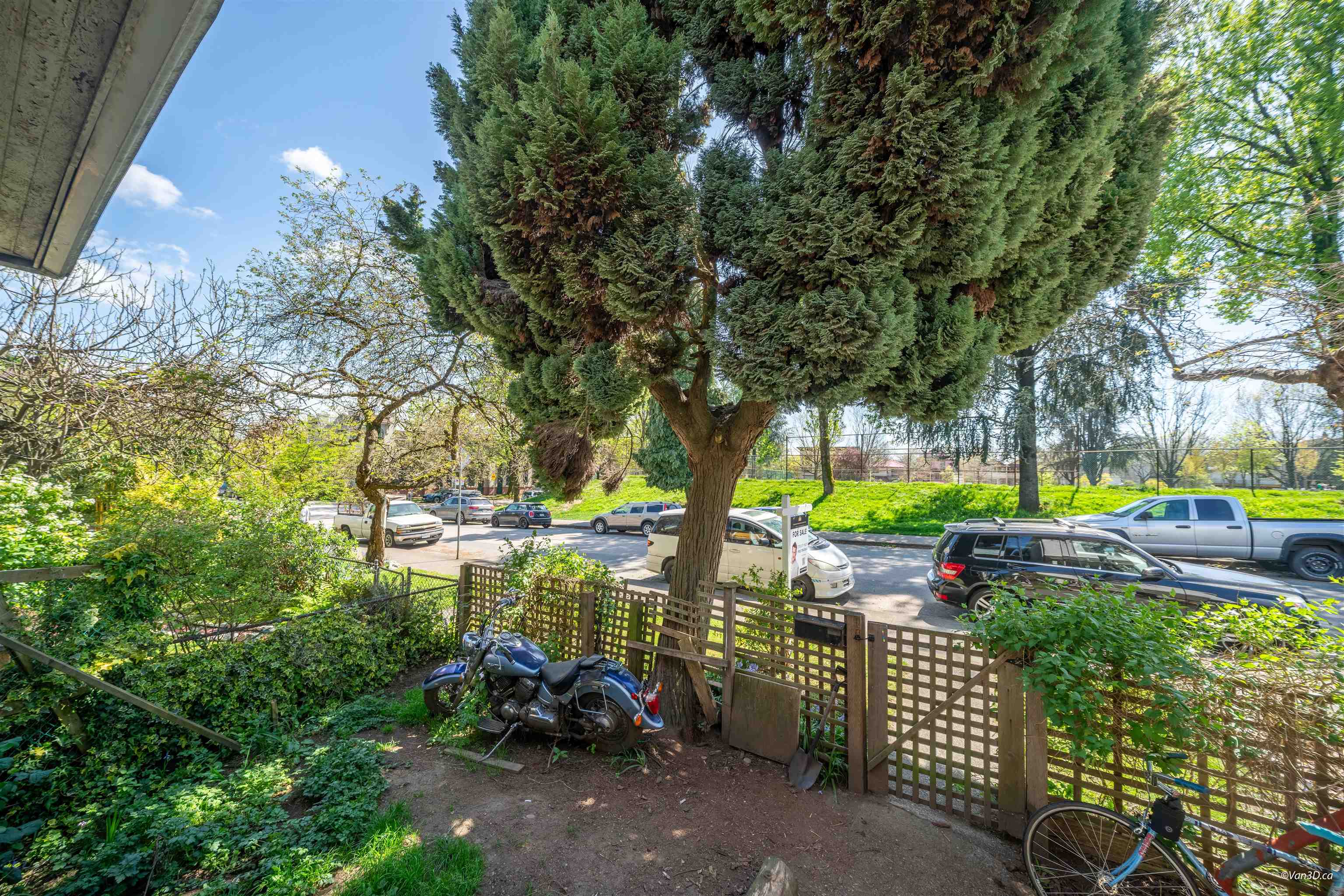 655 E PENDER STREET, Vancouver BC V6A 1V6, R3116527, BC,