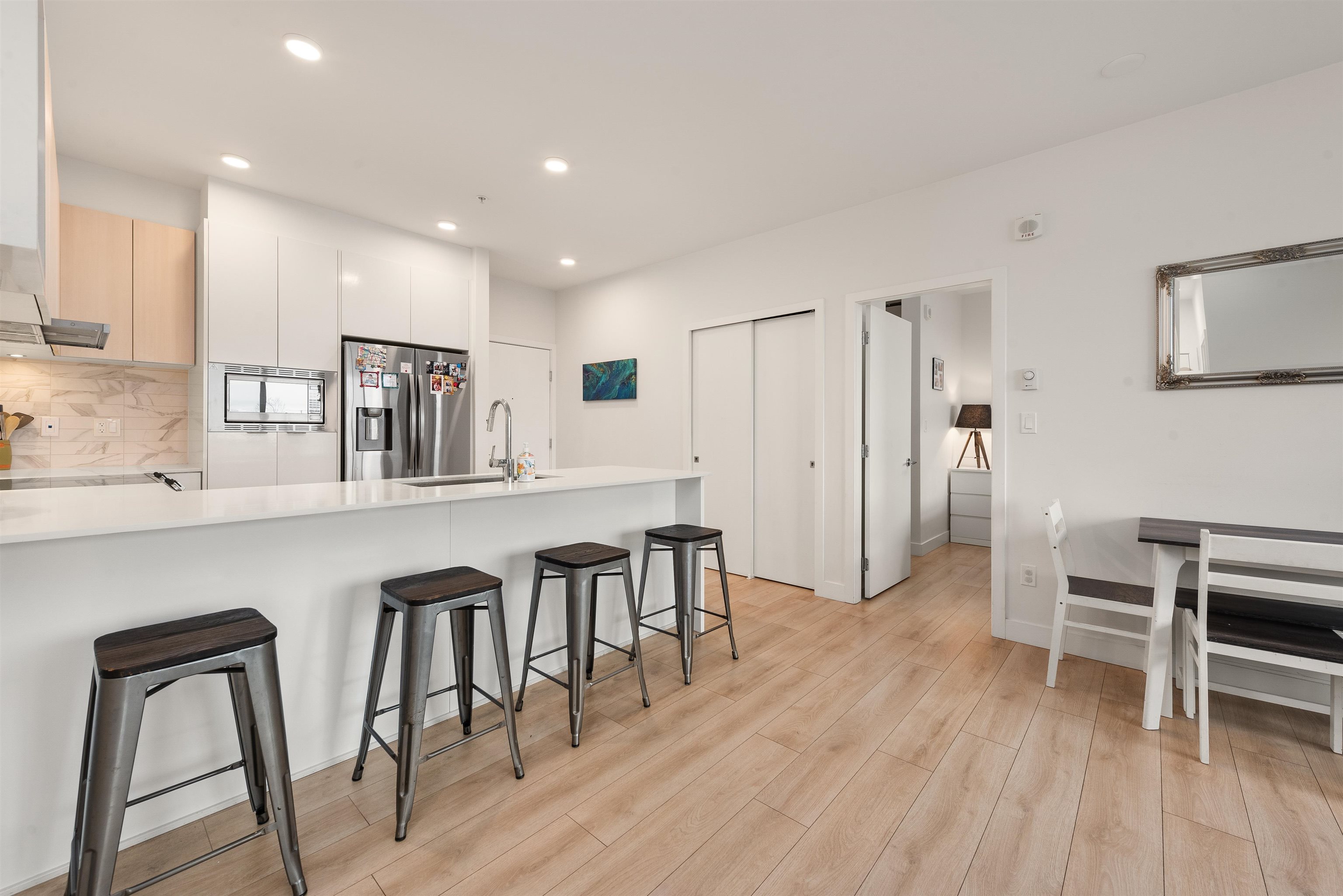 227 1792 STARLING DRIVE, R3116601, BC,