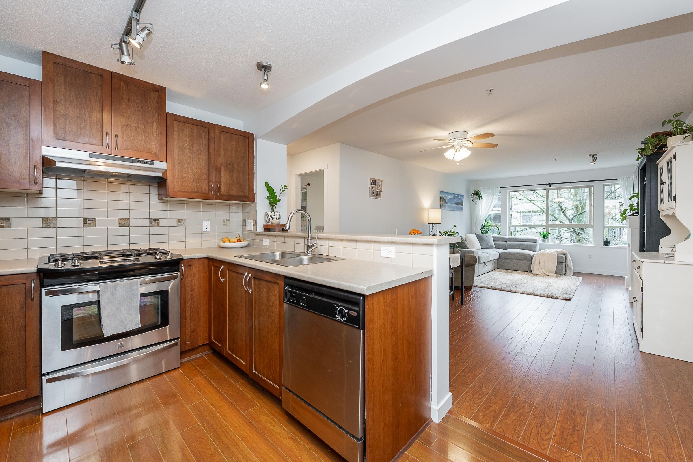 201 2951 SILVER SPRINGS BOULEVARD, R3116616, BC,