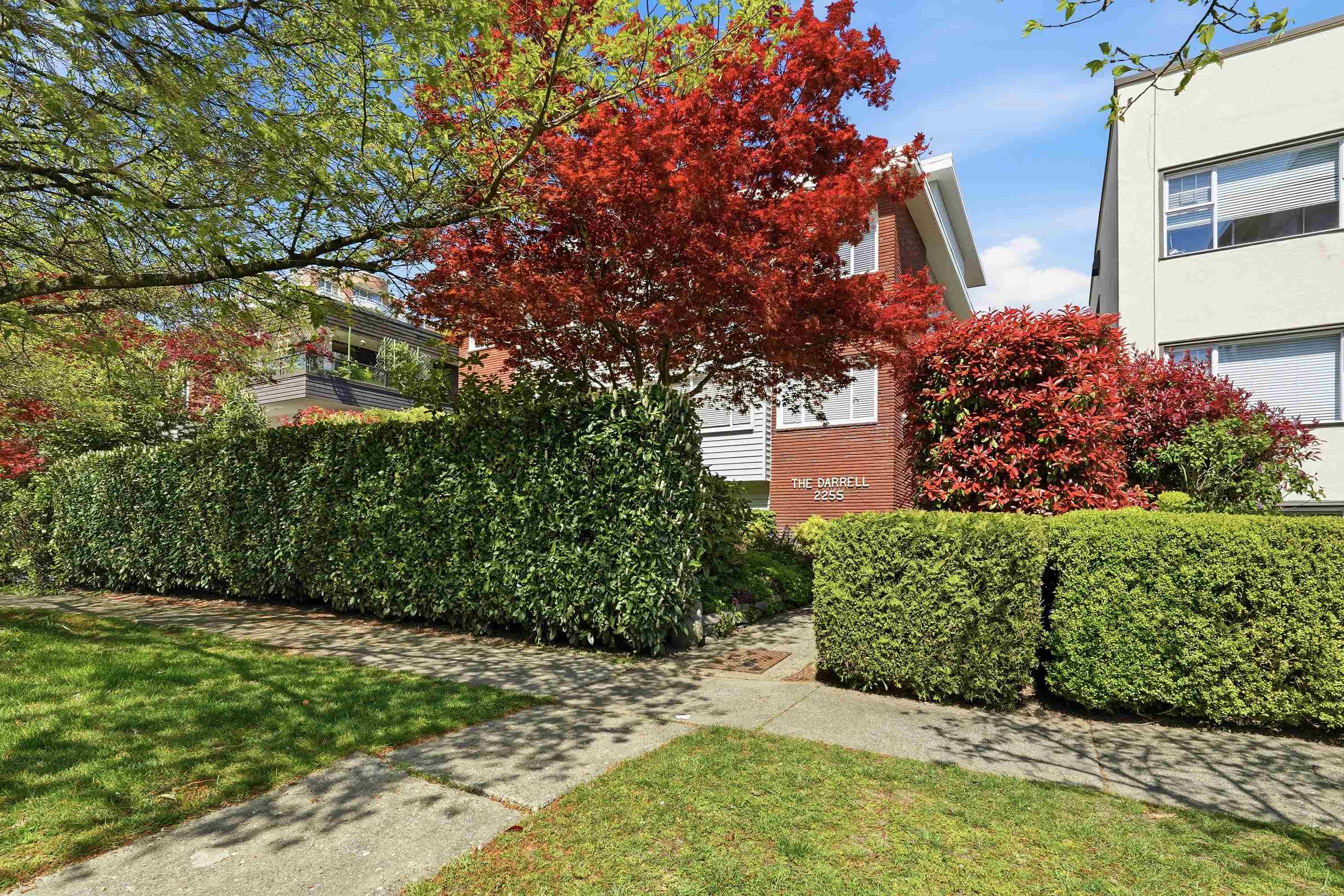 8 2255 40TH AVENUE, R3116928, BC,