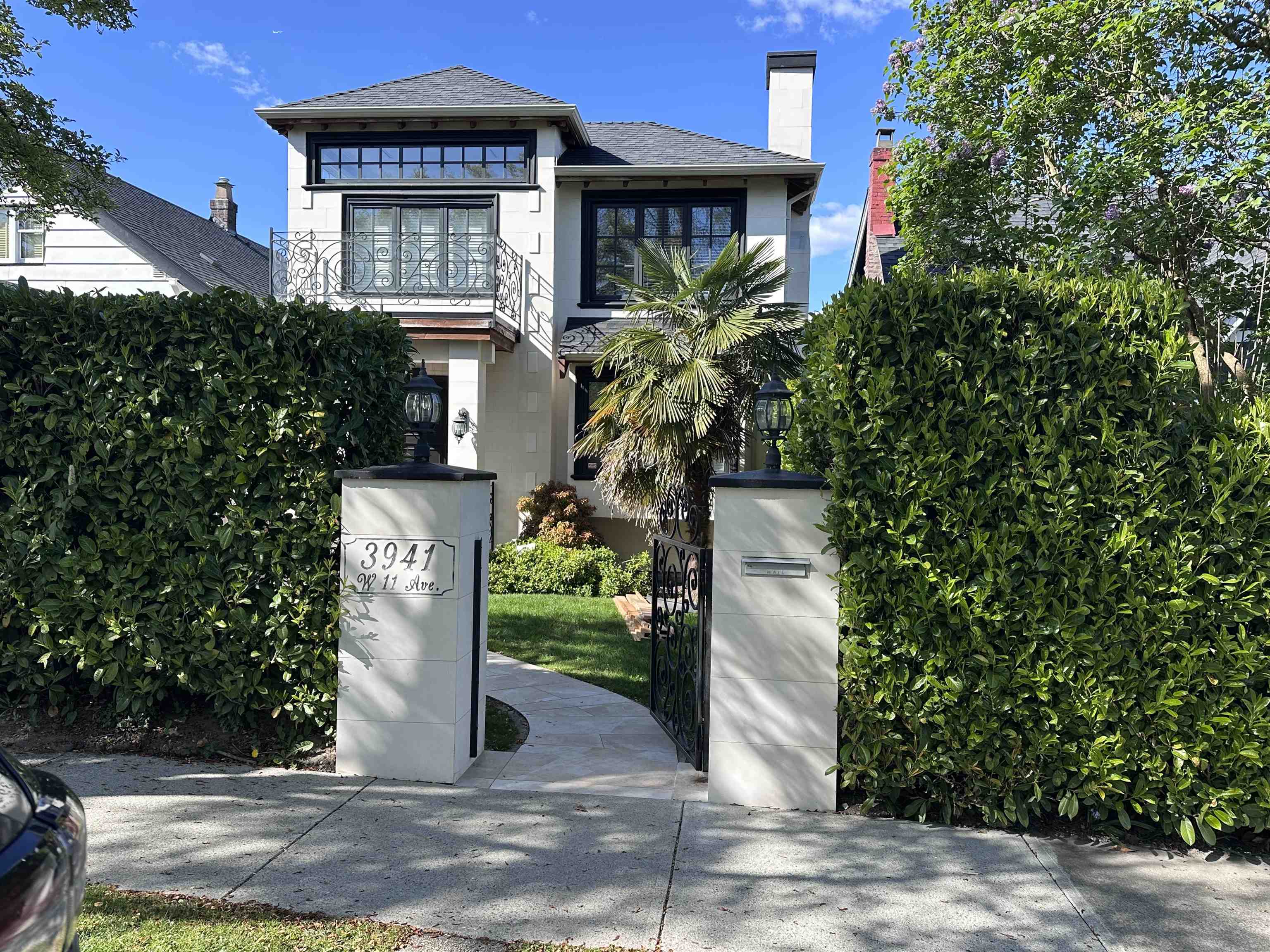 3941 W 11TH AVENUE, Vancouver BC V6R 2L1, R3117104, BC,