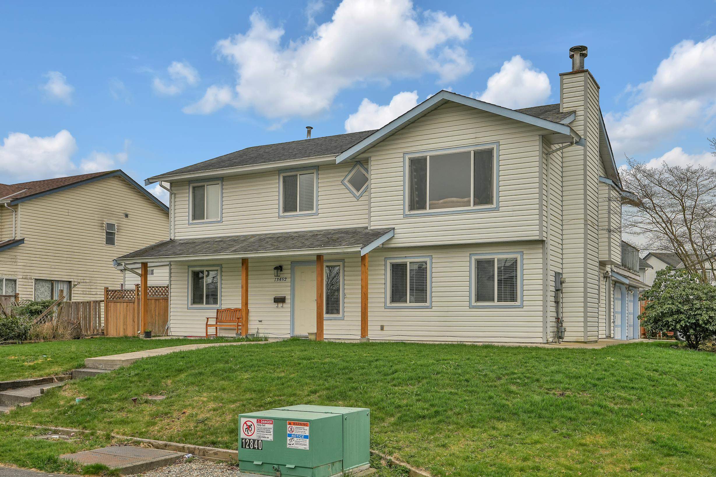 13452 85 AVENUE, Surrey BC V3W 0T8, R3117389, BC,