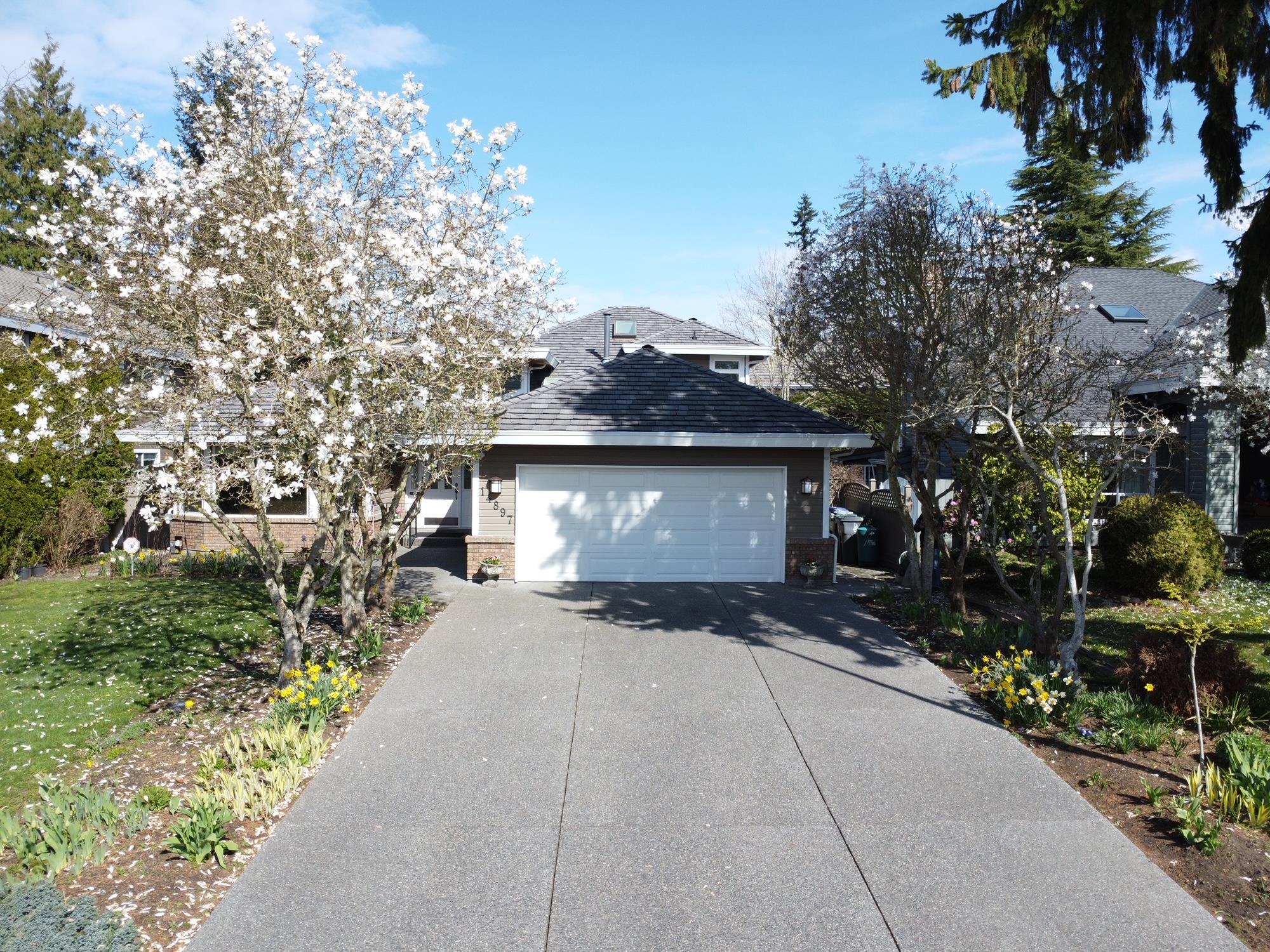 14897 22 AVENUE, Surrey BC V4A 9J2, R3117608, BC,