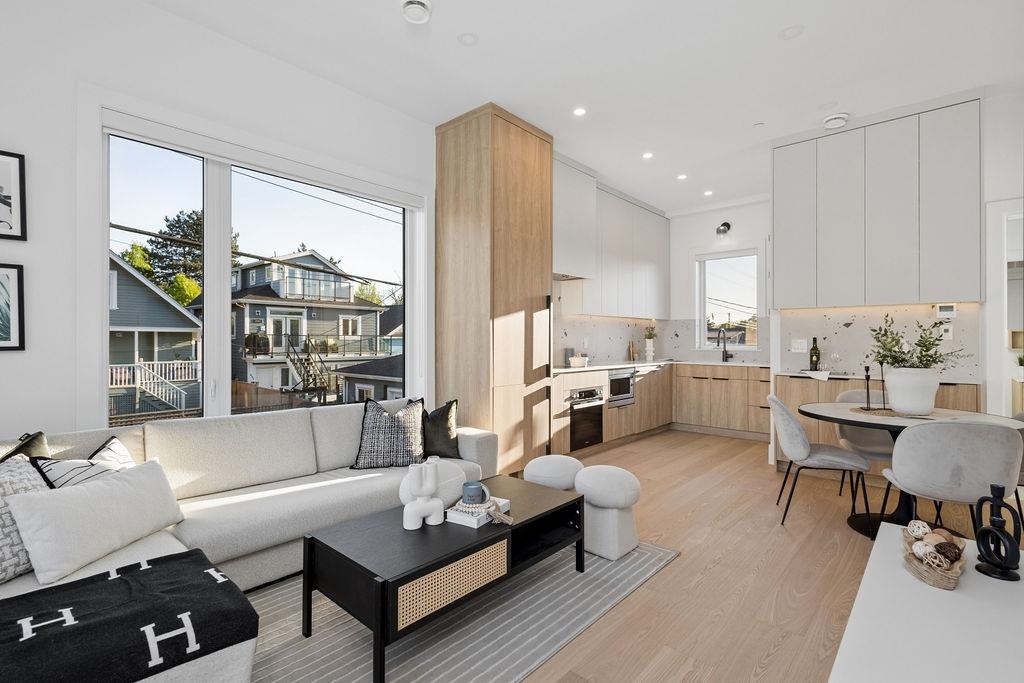 2754 GRAVELEY STREET, Vancouver BC V5K 3J7, R3118065, BC,