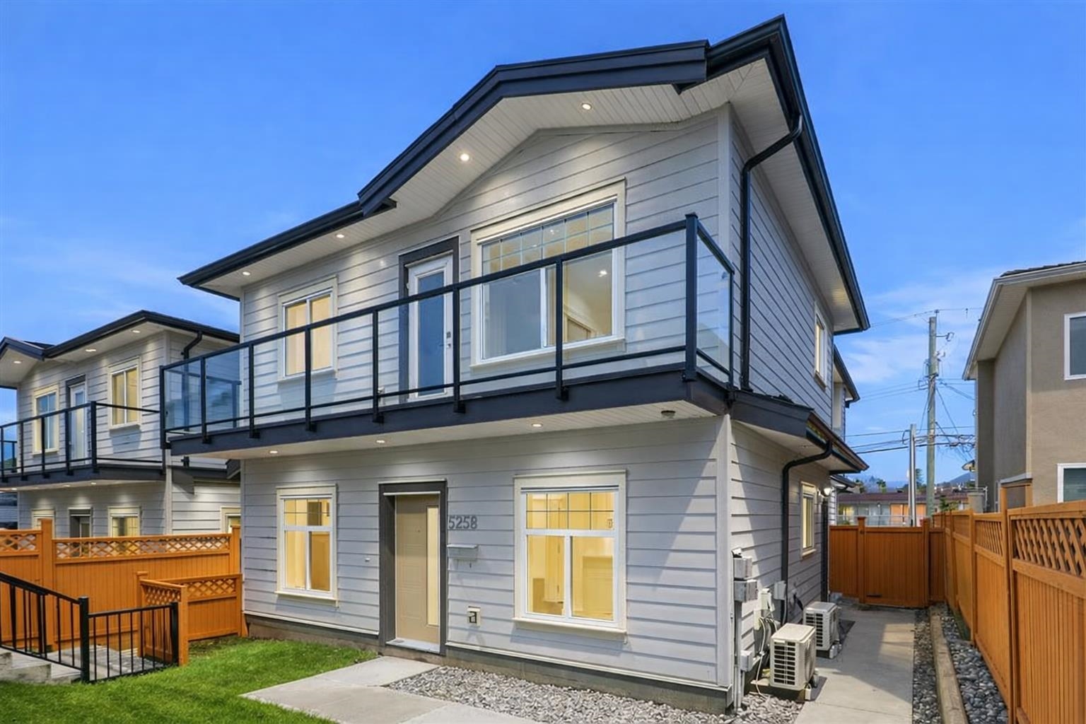 5258 NORFOLK STREET, Burnaby BC V5G 1G2, R3118113, BC,