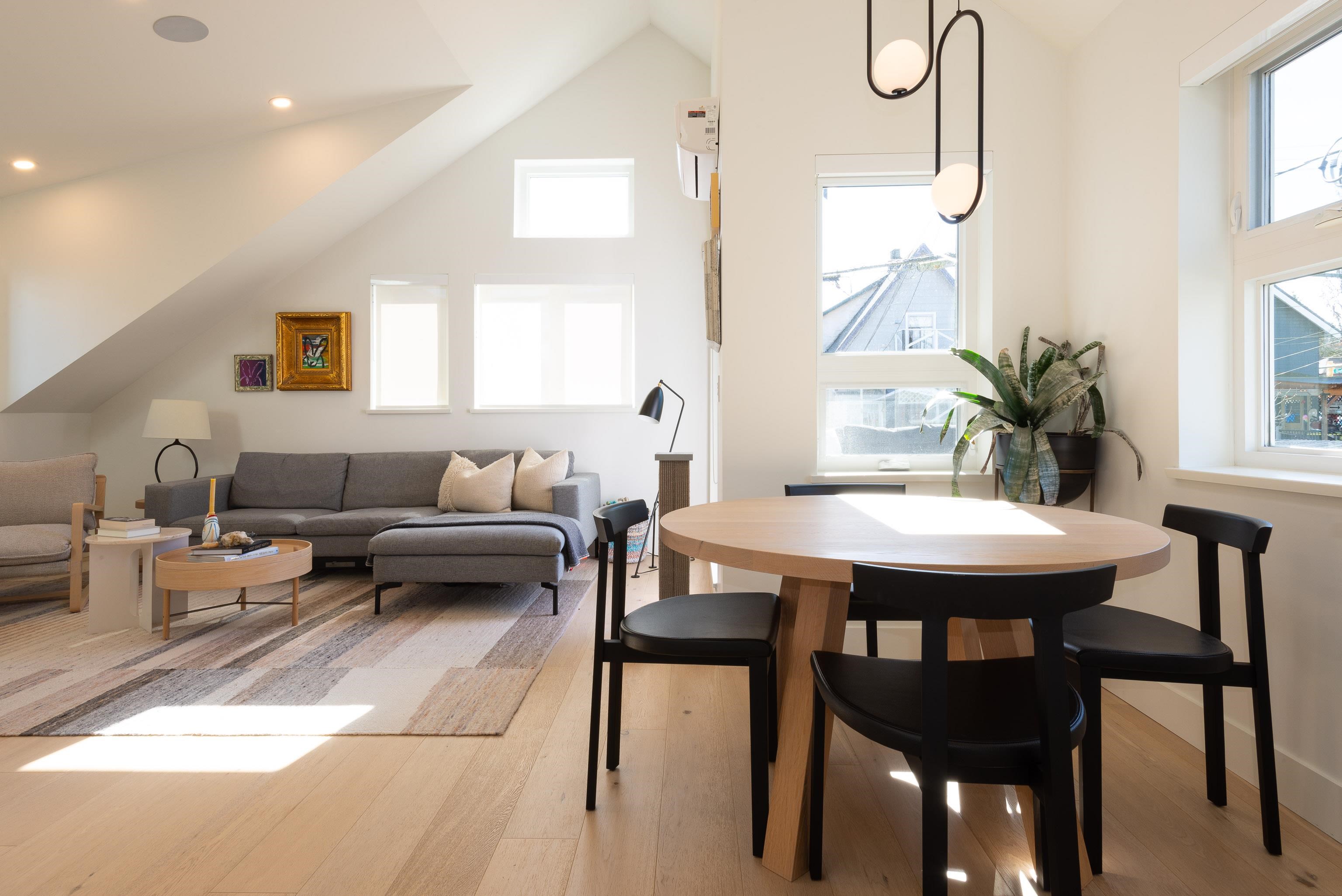 1346 E 11TH AVENUE, Vancouver BC V5N 1Y5, R3118115, BC,