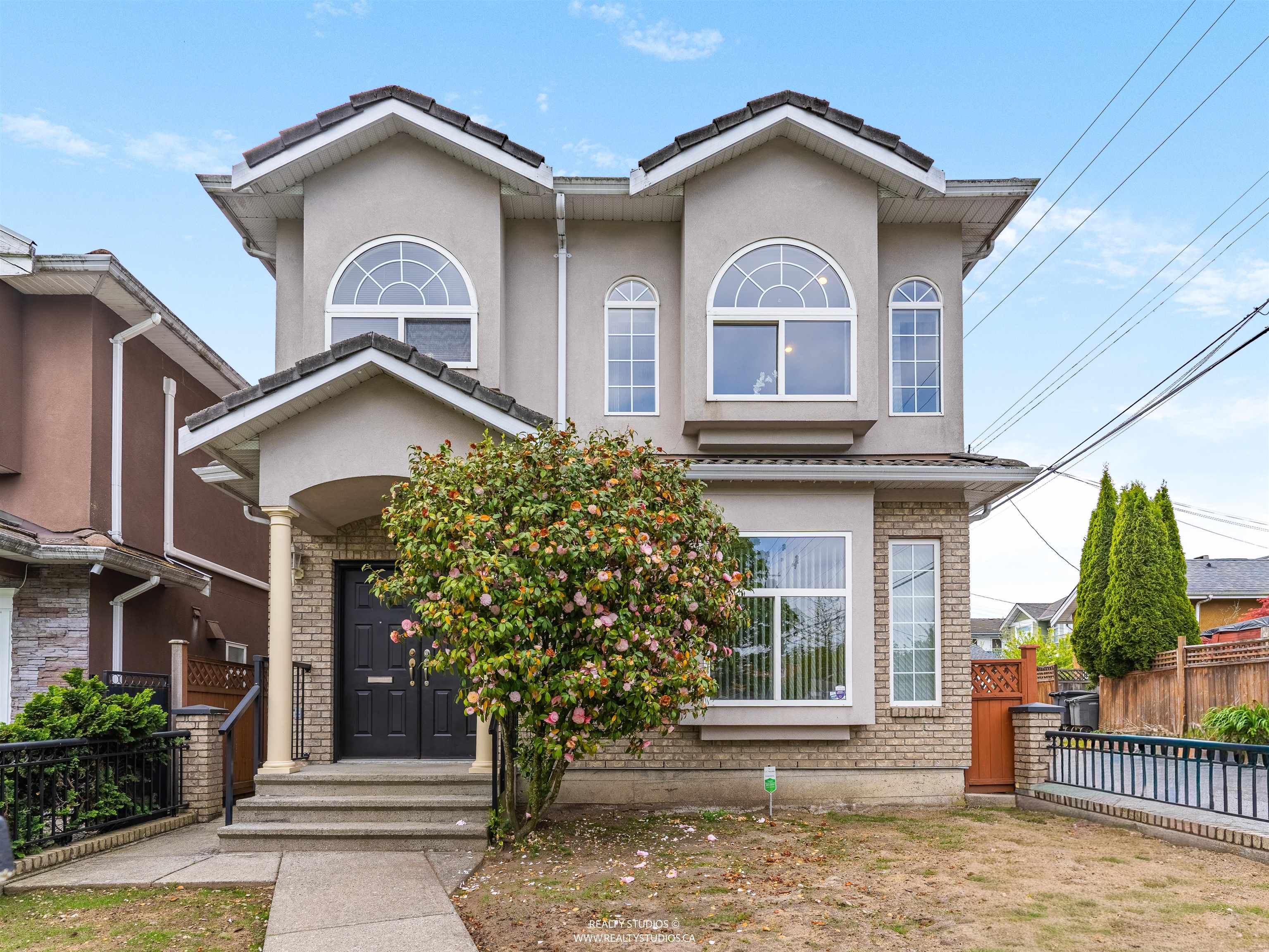 5323 DUMFRIES STREET, Vancouver BC V5P 3A3, R3118155, BC,