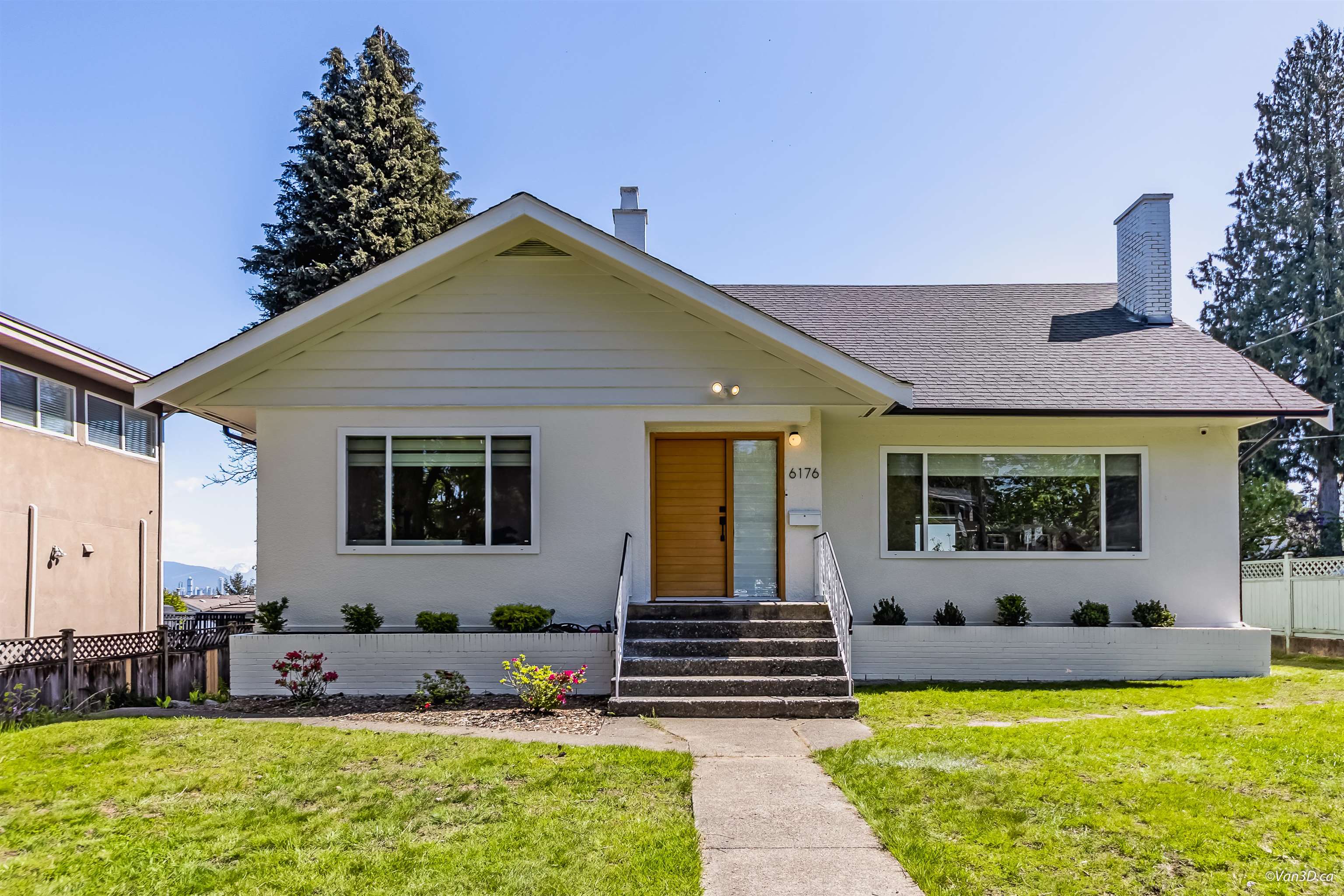 6176 DENBIGH AVENUE, Burnaby BC V5H 3R5, R3118254, BC,