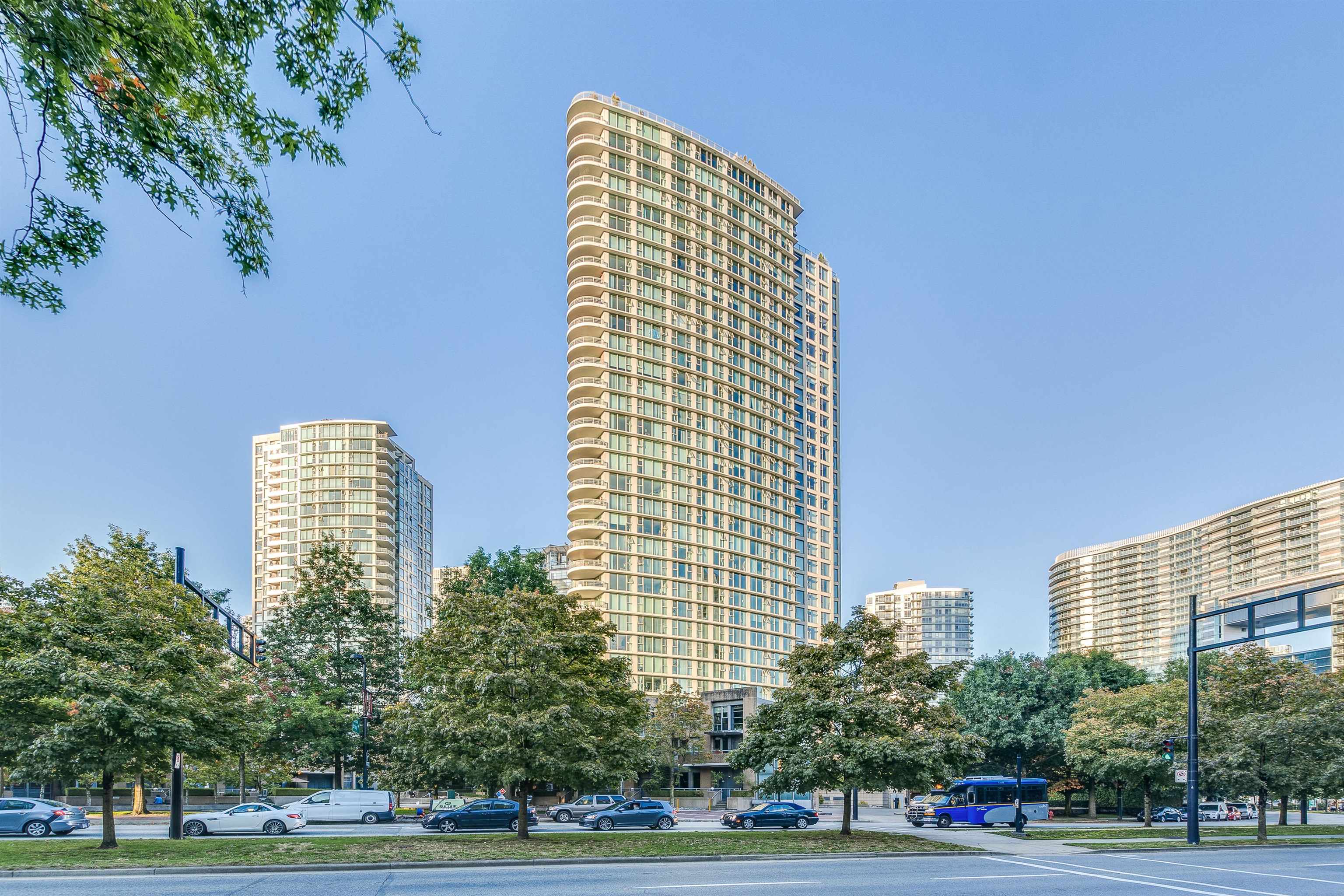 3707 1009 EXPO BOULEVARD, R3118366, BC,