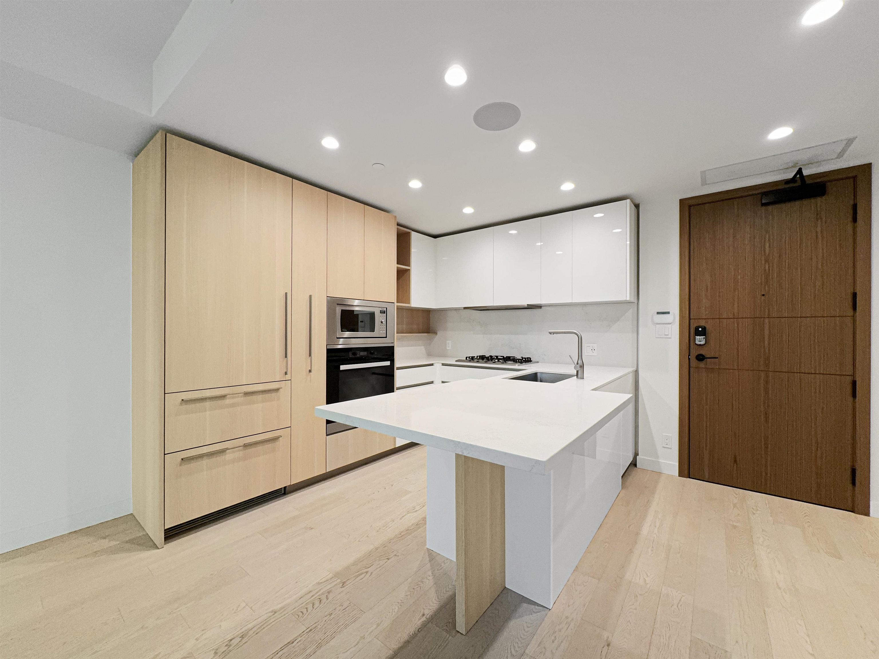 3XX 6811 PEARSON WAY, R3118644, BC,
