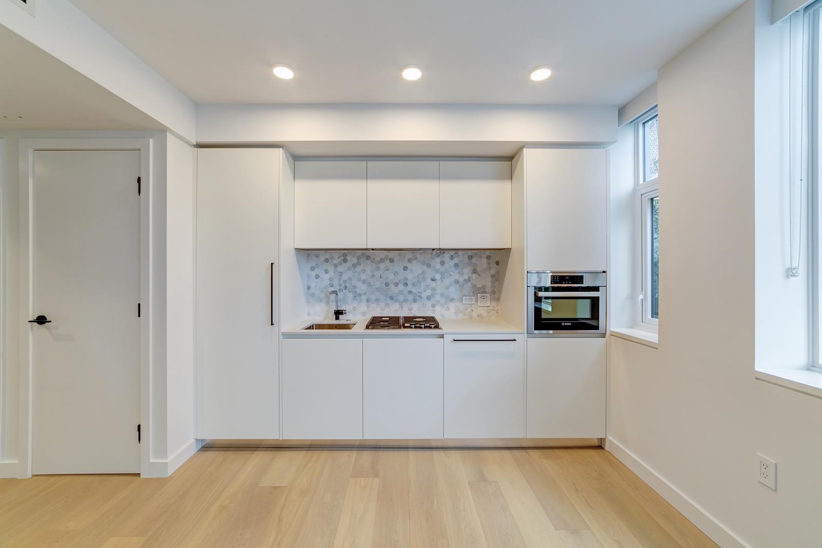 10XX 1365 DAVIE STREET, R3118645, BC,