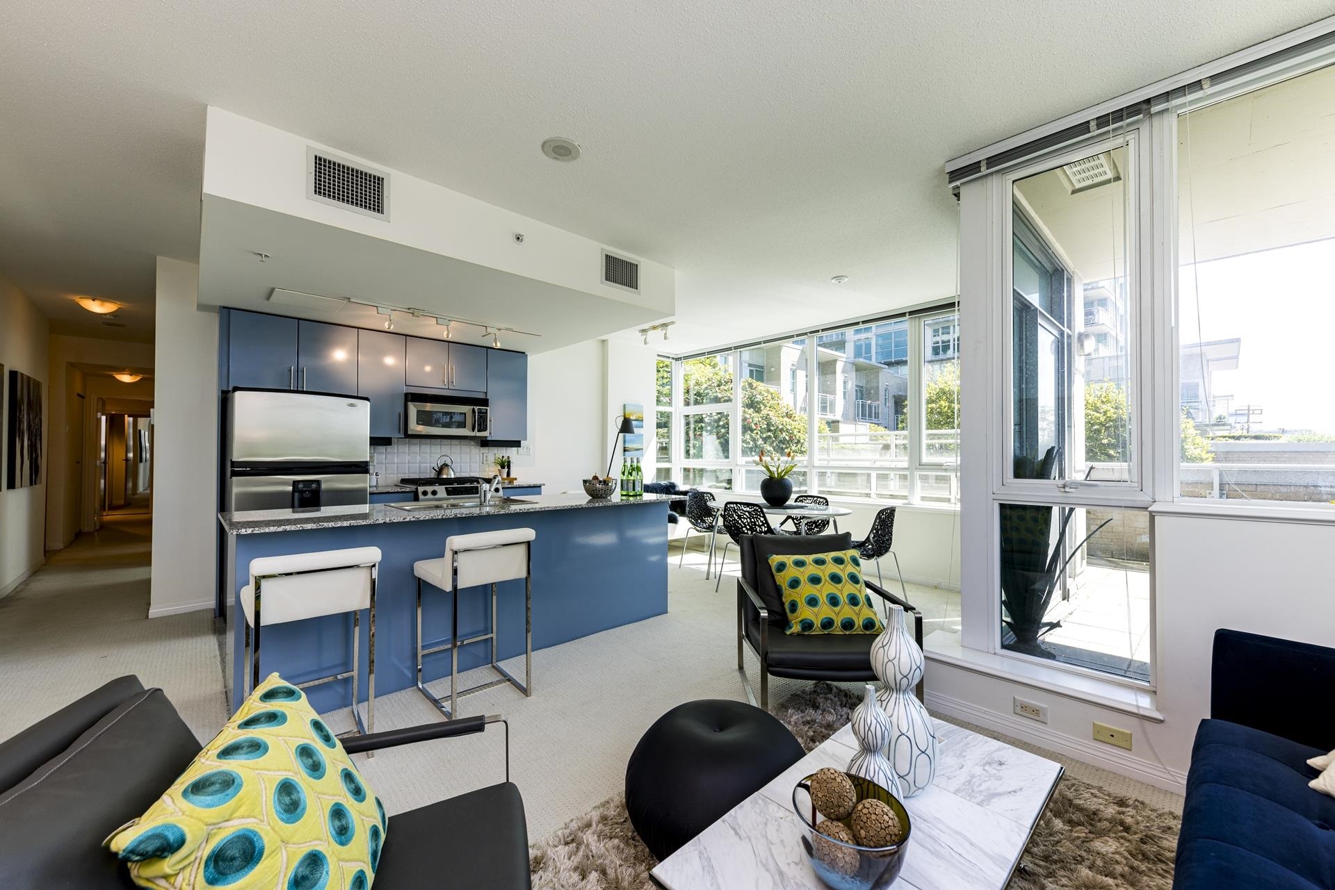 303 168 ESPLANADE, R3118832, BC,