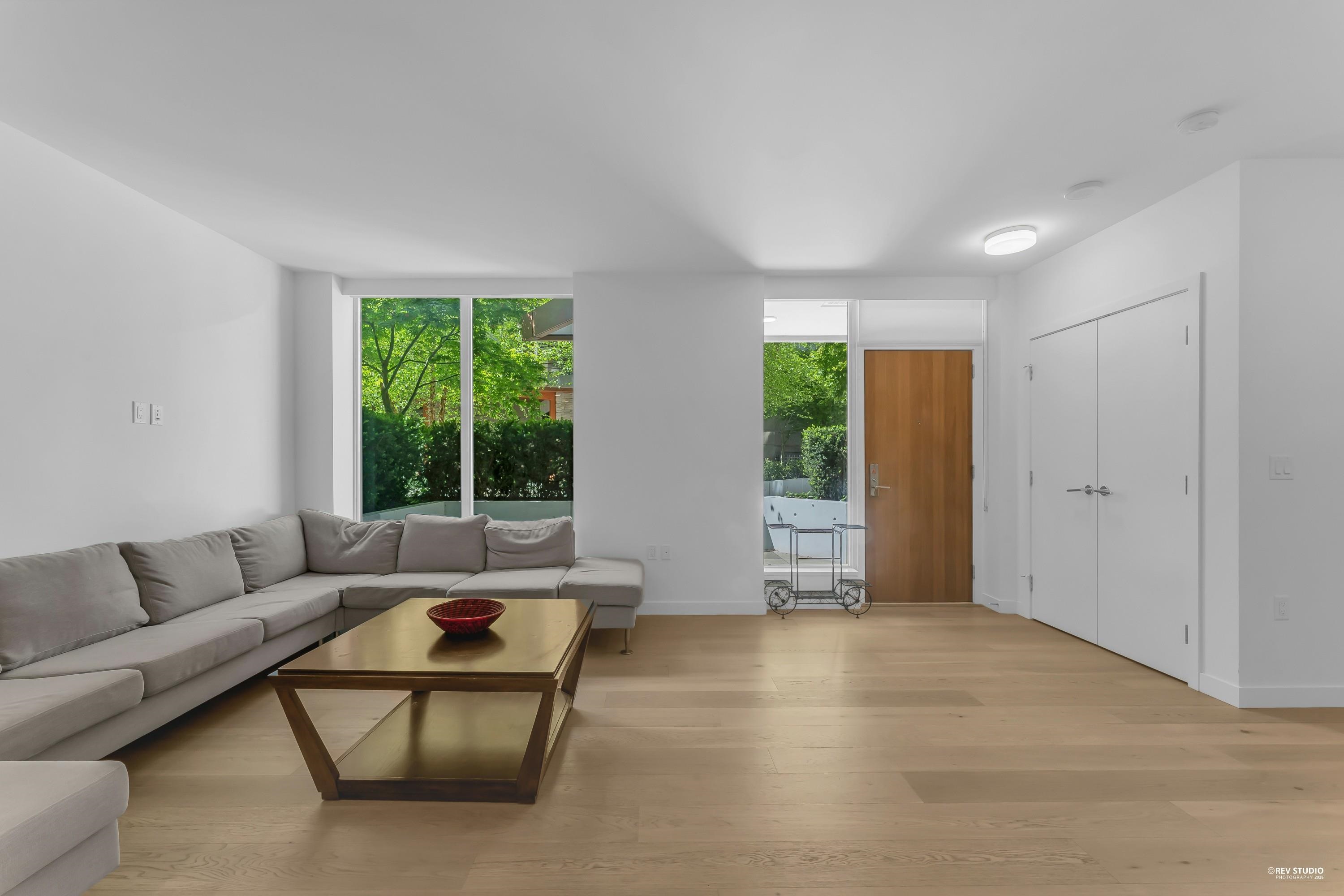 TH8 1439 GEORGE STREET, R3118853, BC,
