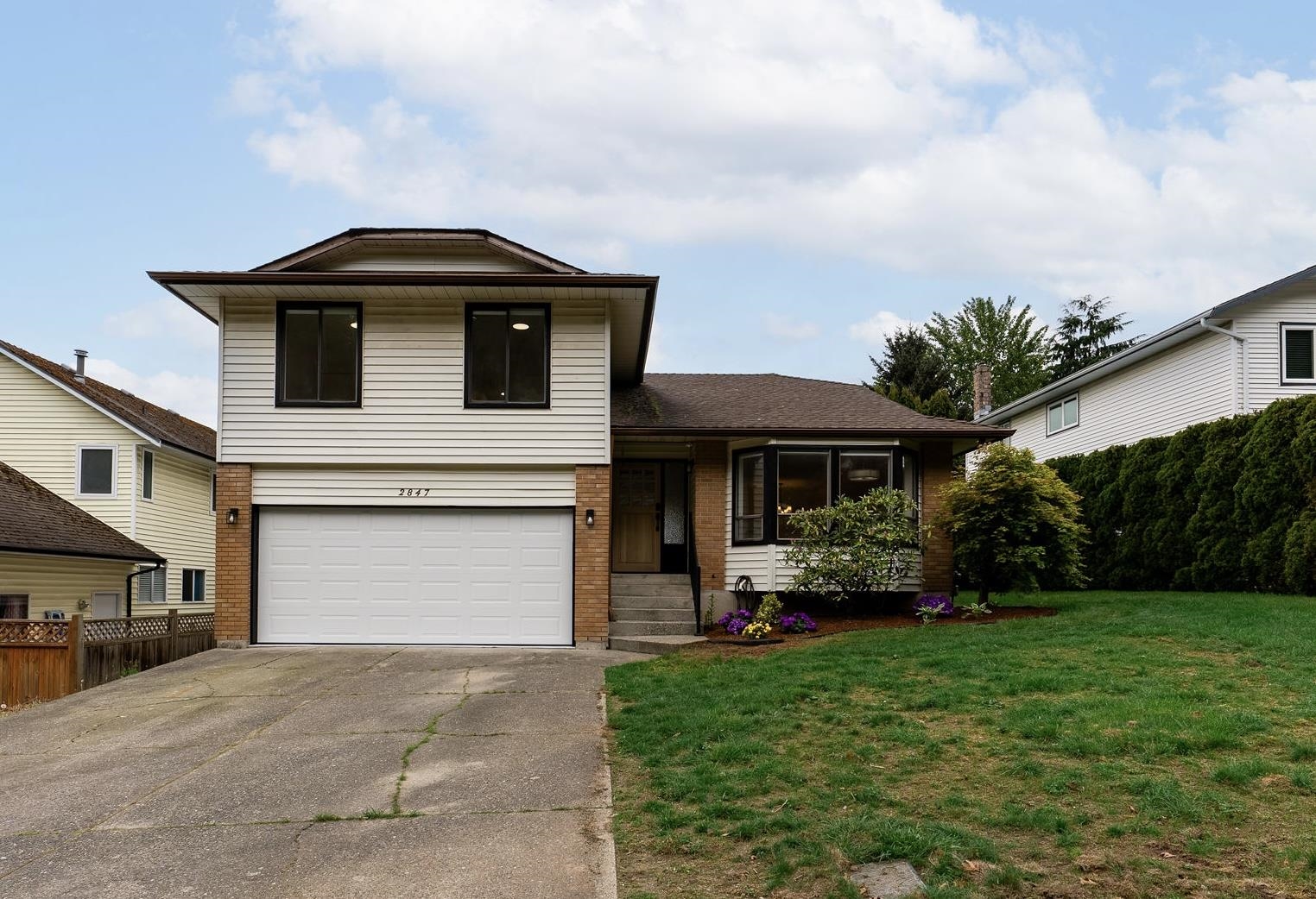 2847 GLENSHIEL DRIVE, Abbotsford BC V3G 1G7, R3119035, BC,