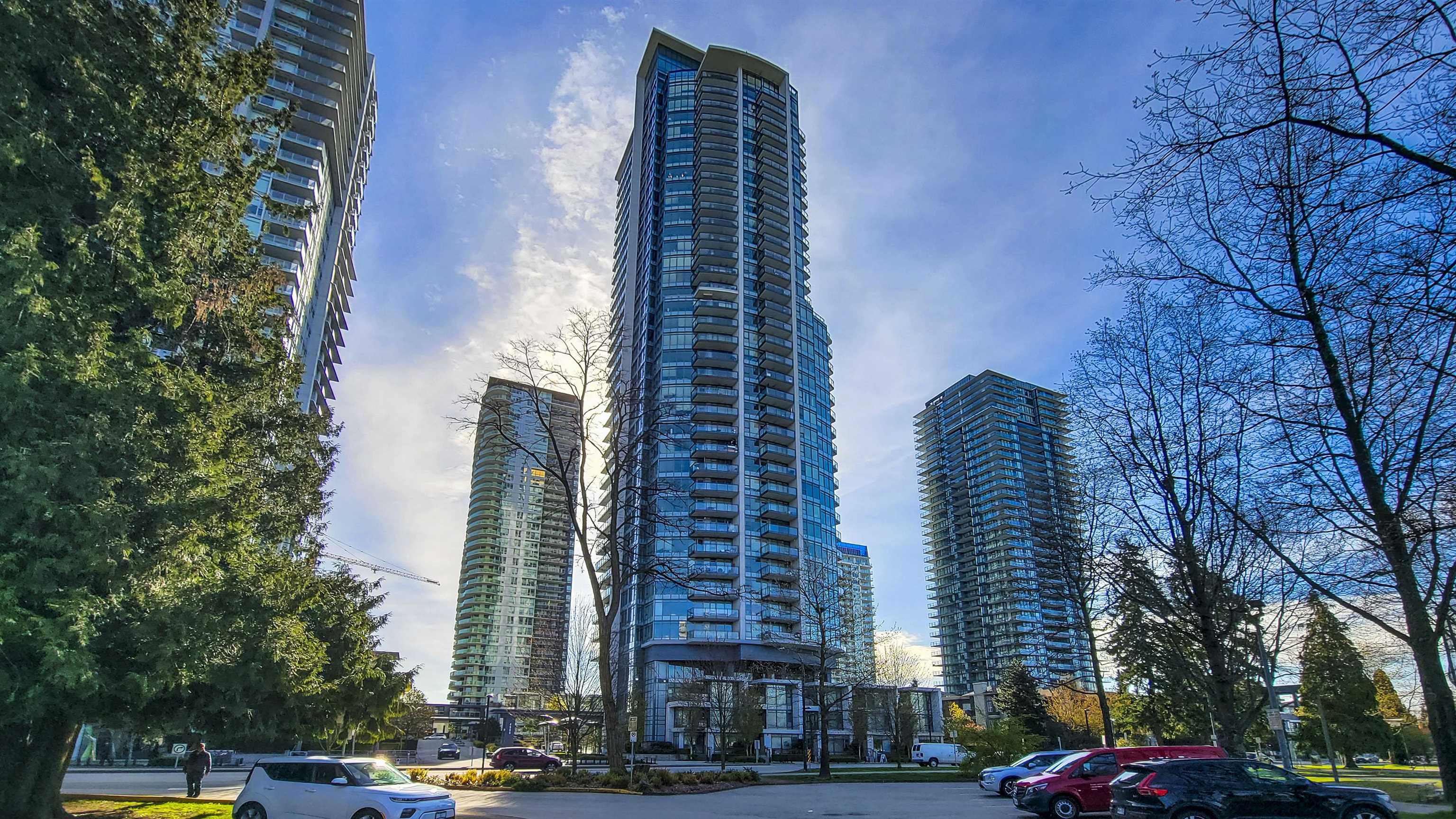 4003 4900 LENNOX LANE, R3119092, BC,