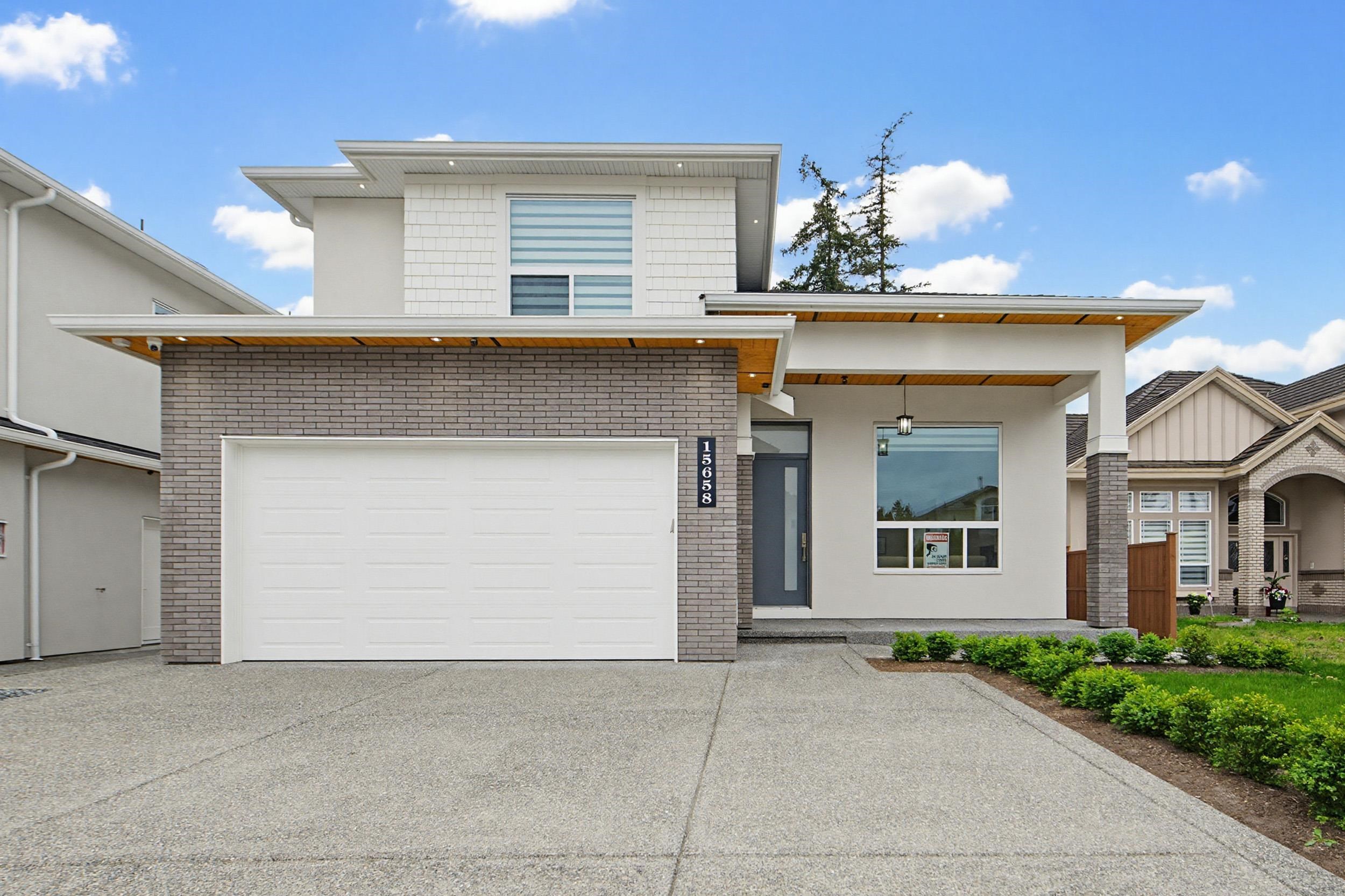 15658 82A AVENUE, Surrey BC V4N 0R9, R3120051, BC,