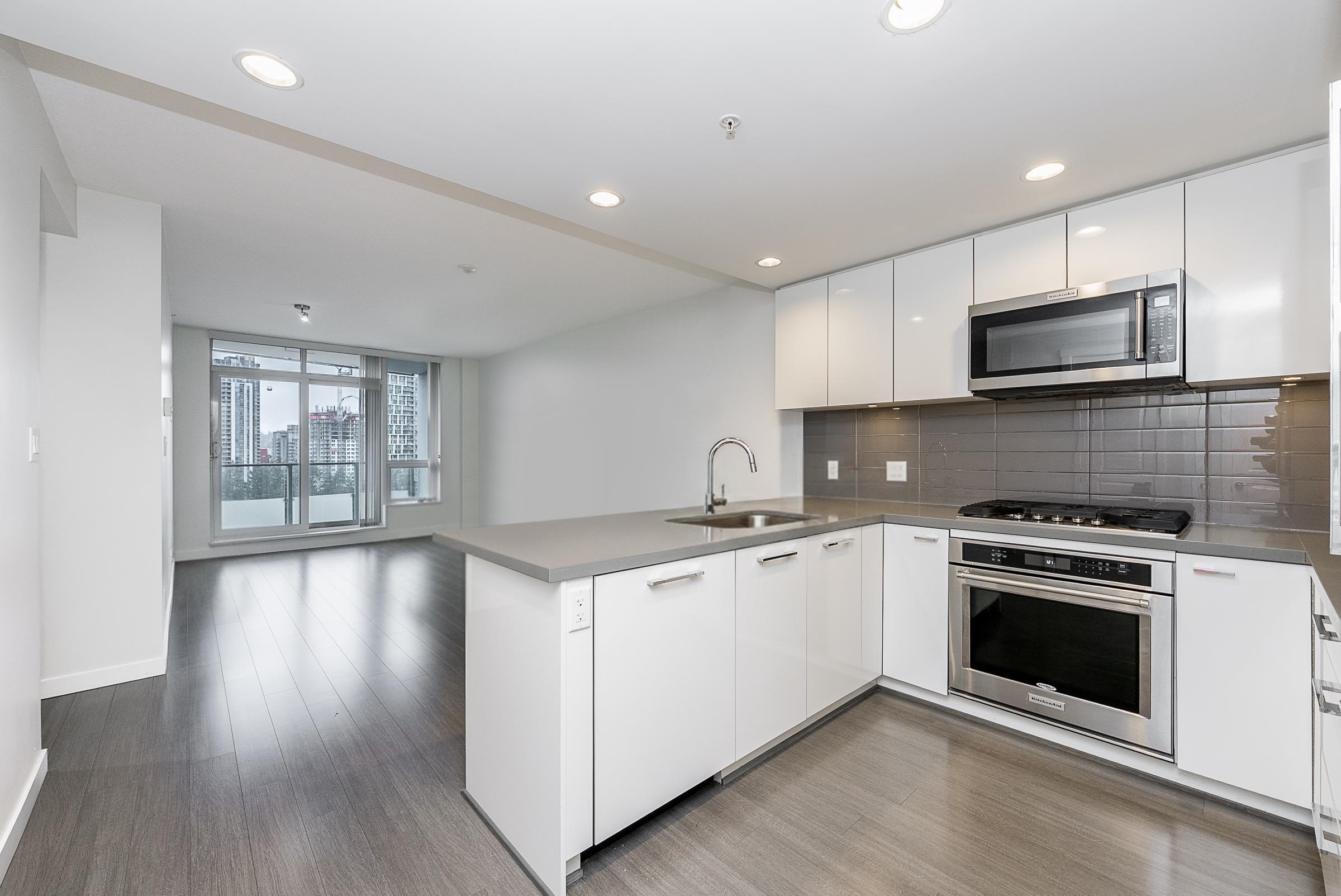 2207 3093 WINDSOR GATE, R3120157, BC,