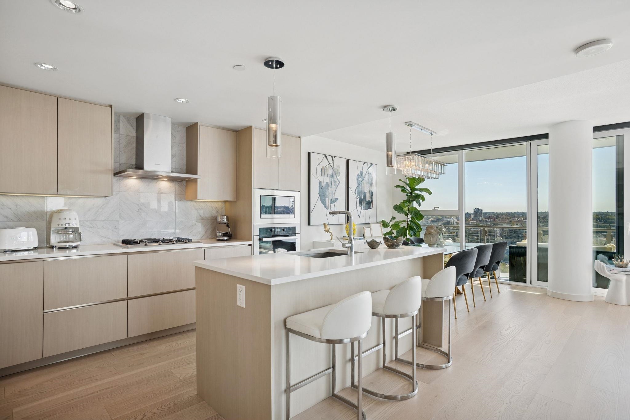2618 89 NELSON STREET, R3120183, BC,