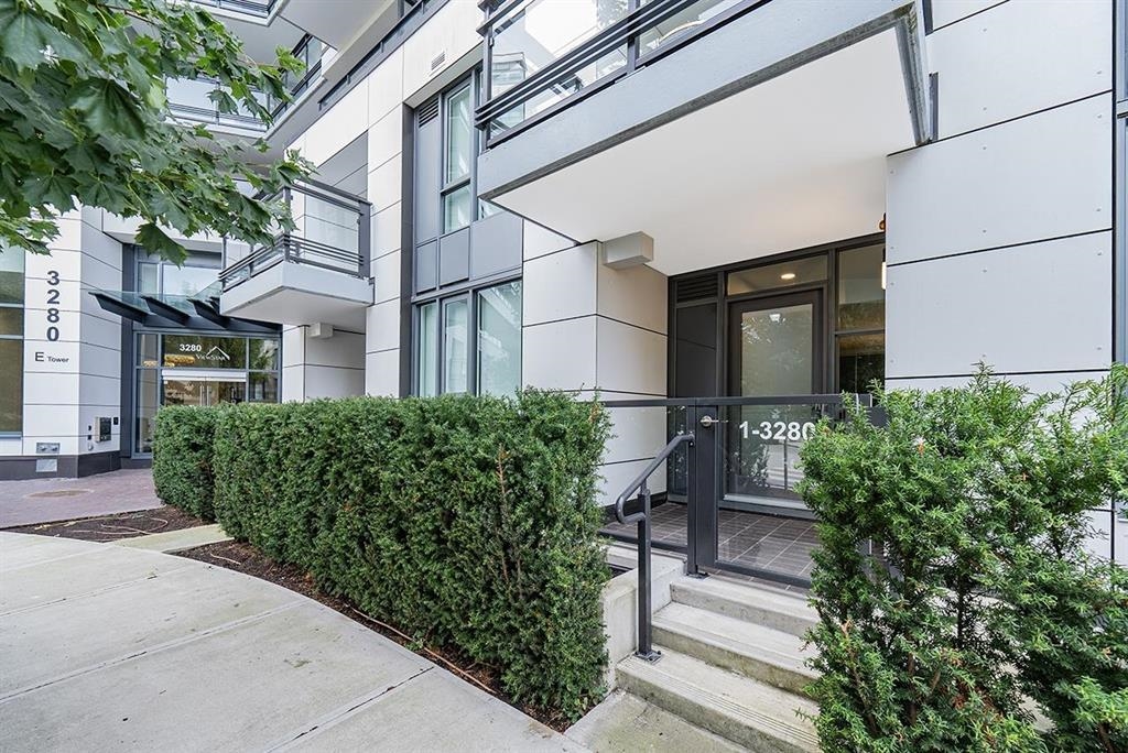 TH1 3280 CORVETTE WAY, R3120353, BC,