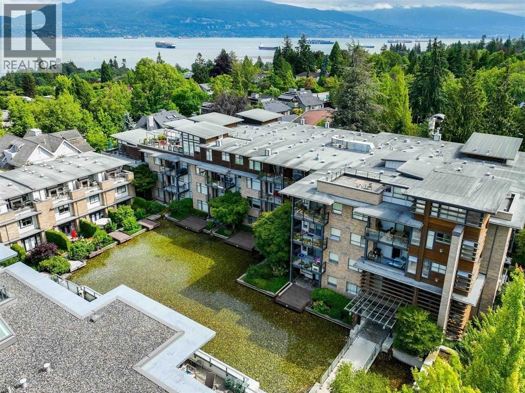 209 5955 IONA DRIVE, R3120369, BC,