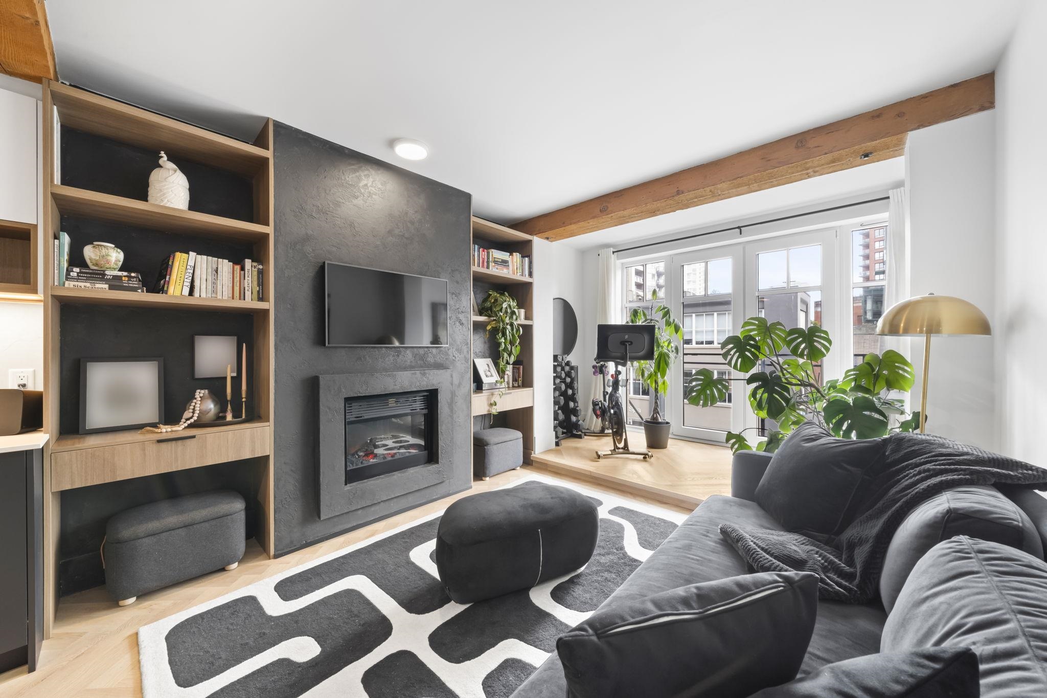 202 1275 HAMILTON STREET, R3120393, BC,