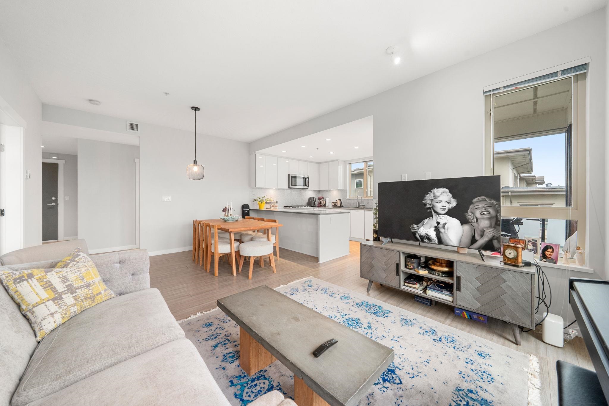 503 2632 LIBRARY LANE, R3120439, BC,