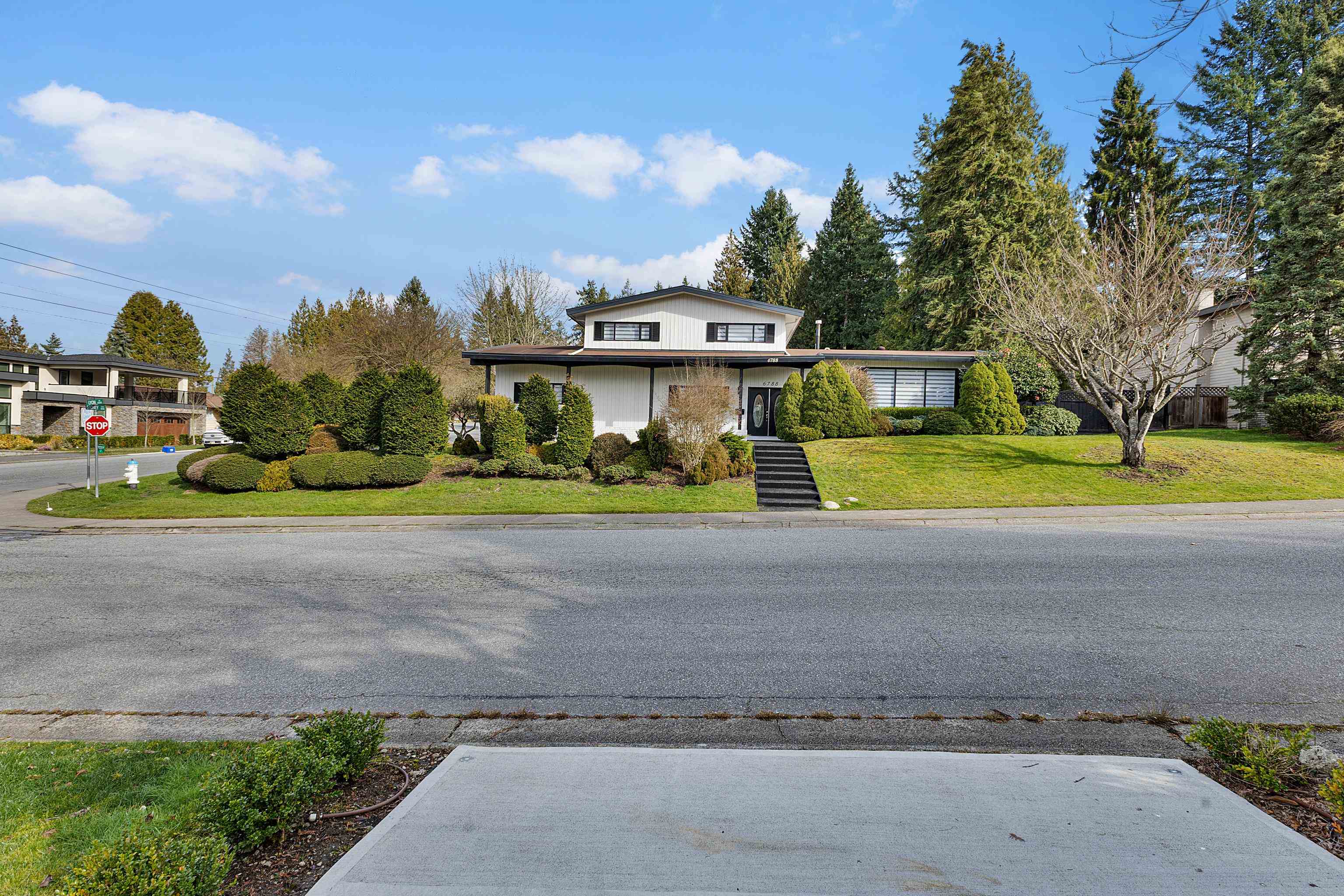6788 STONEY CRESCENT, Delta BC V4E 1L2, R3120455, BC,