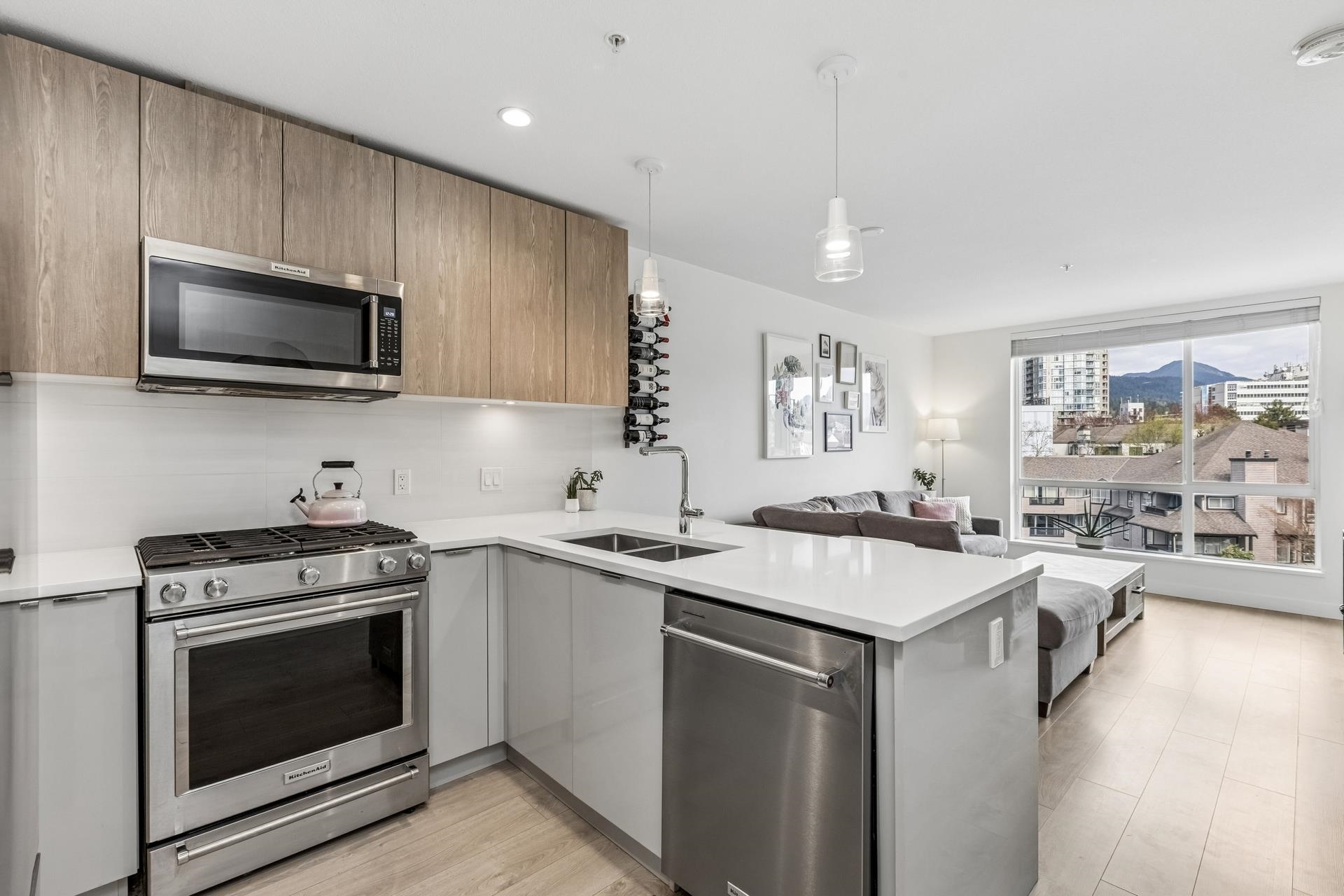 511 108 8TH STREET, R3120483, BC,