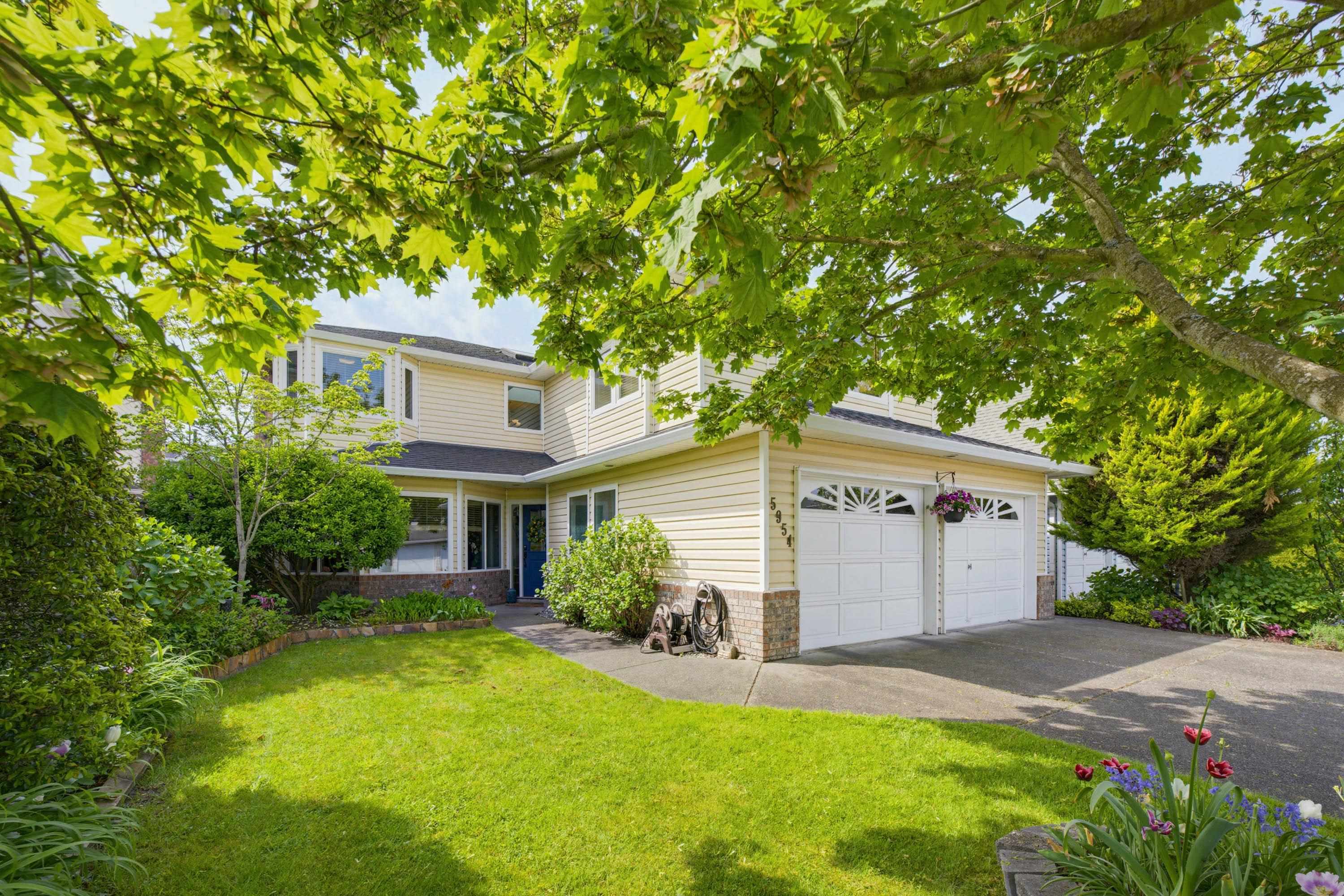 5954 49 AVENUE, Delta BC V4K 4L4, R3120586, BC,