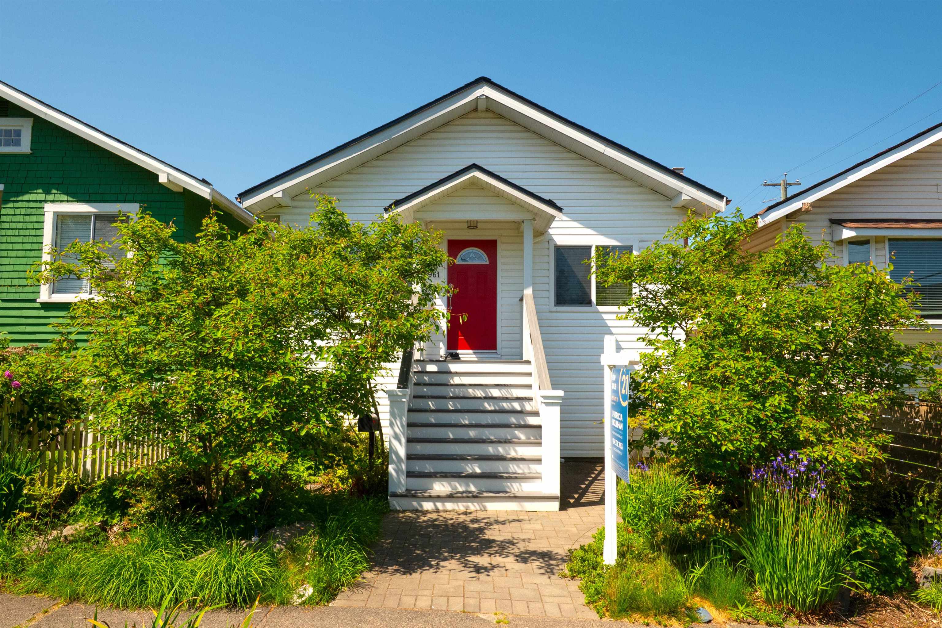 4961 ST. CATHERINES STREET, Vancouver BC V5W 3E9, R3120651, BC,
