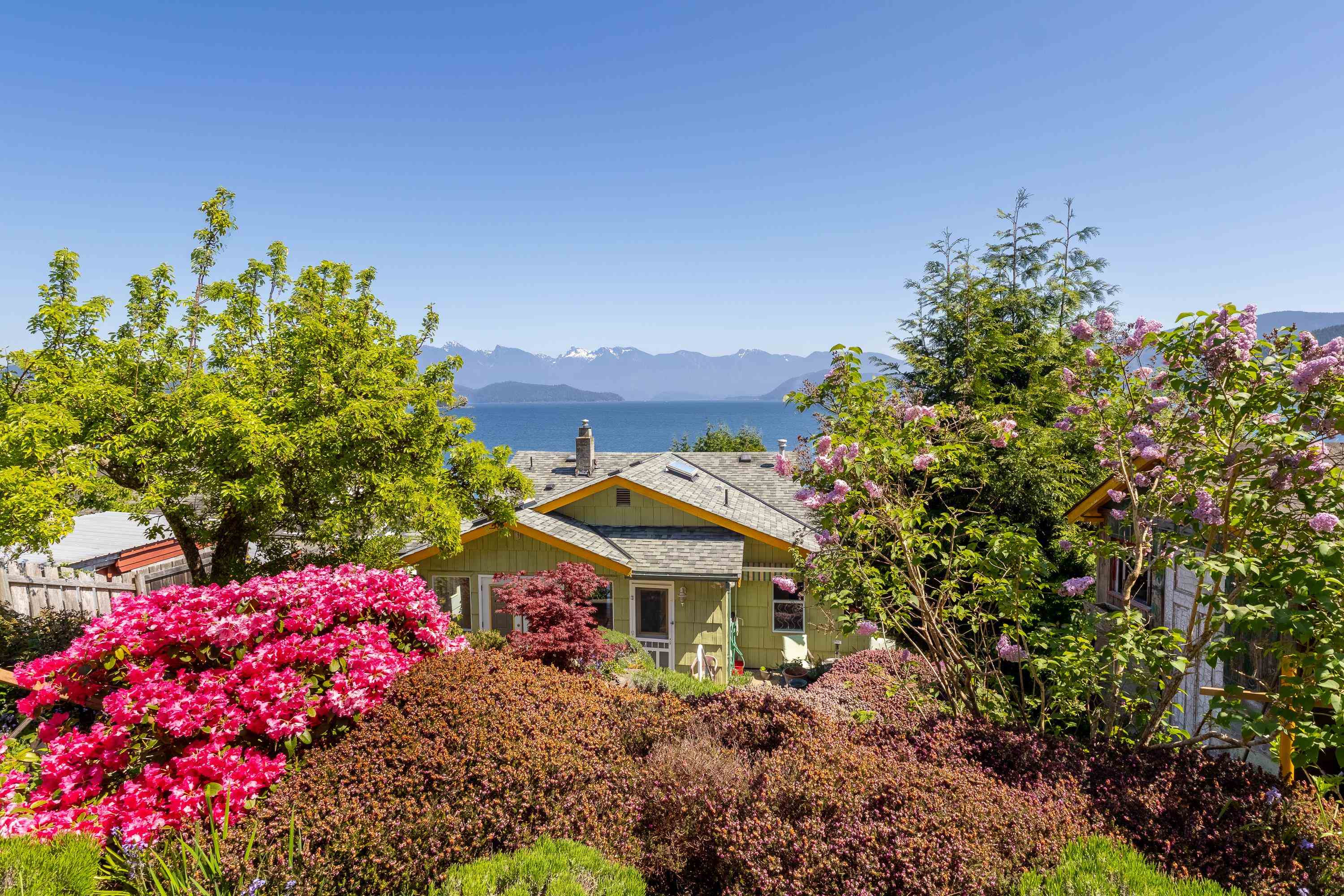 1077 POINT ROAD, Gibsons BC V0N 1V1, R3120739, BC,