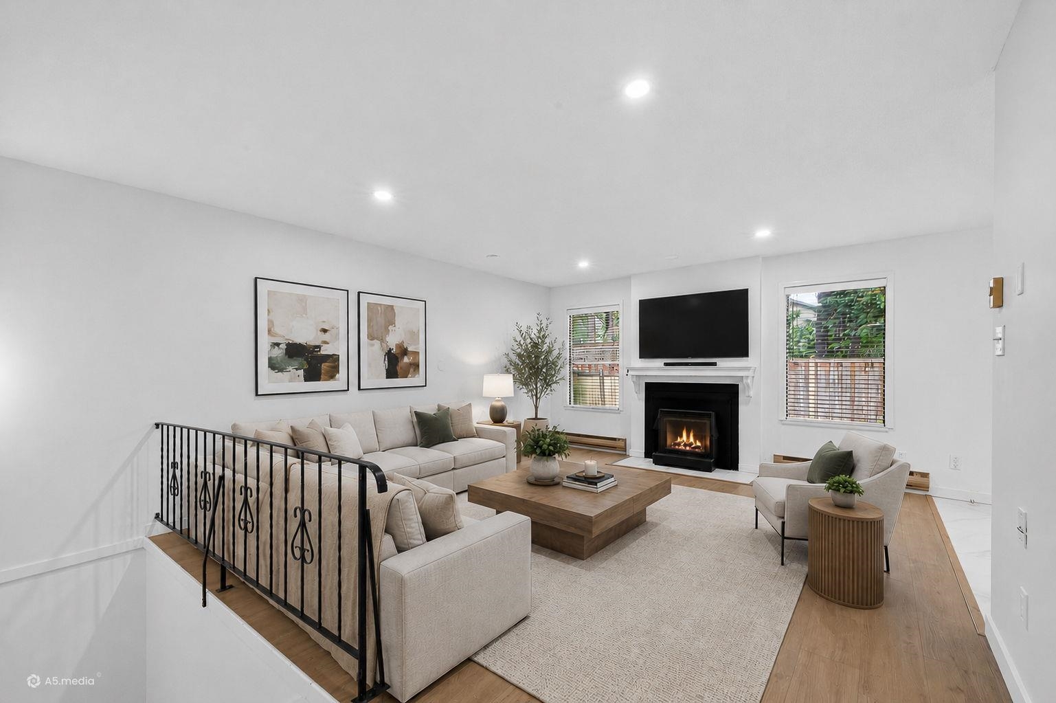 15 2998 MOUAT DRIVE, R3120891, BC,