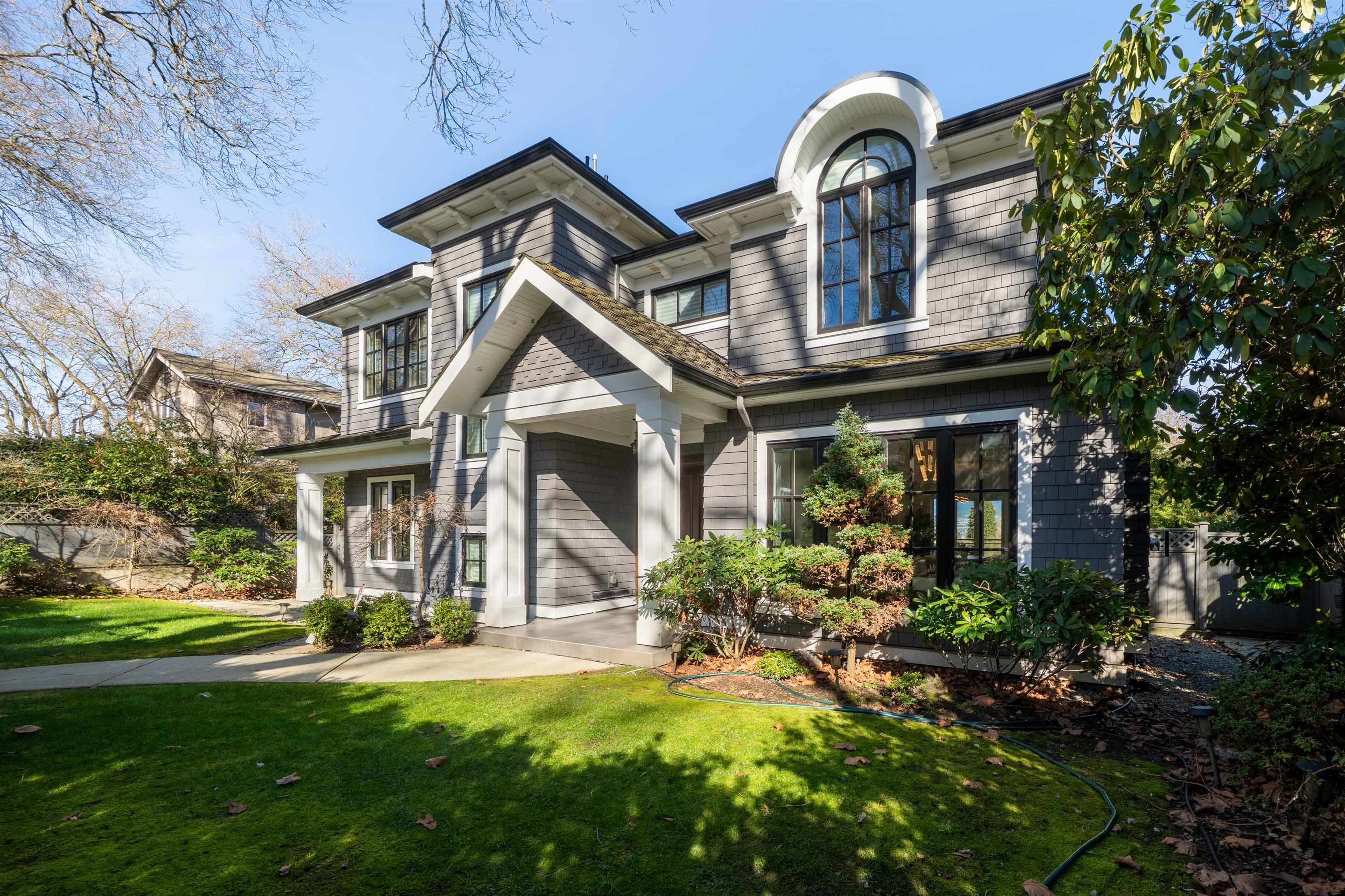3955 W BROADWAY, Vancouver BC V6R 2C2, R3121066, BC,