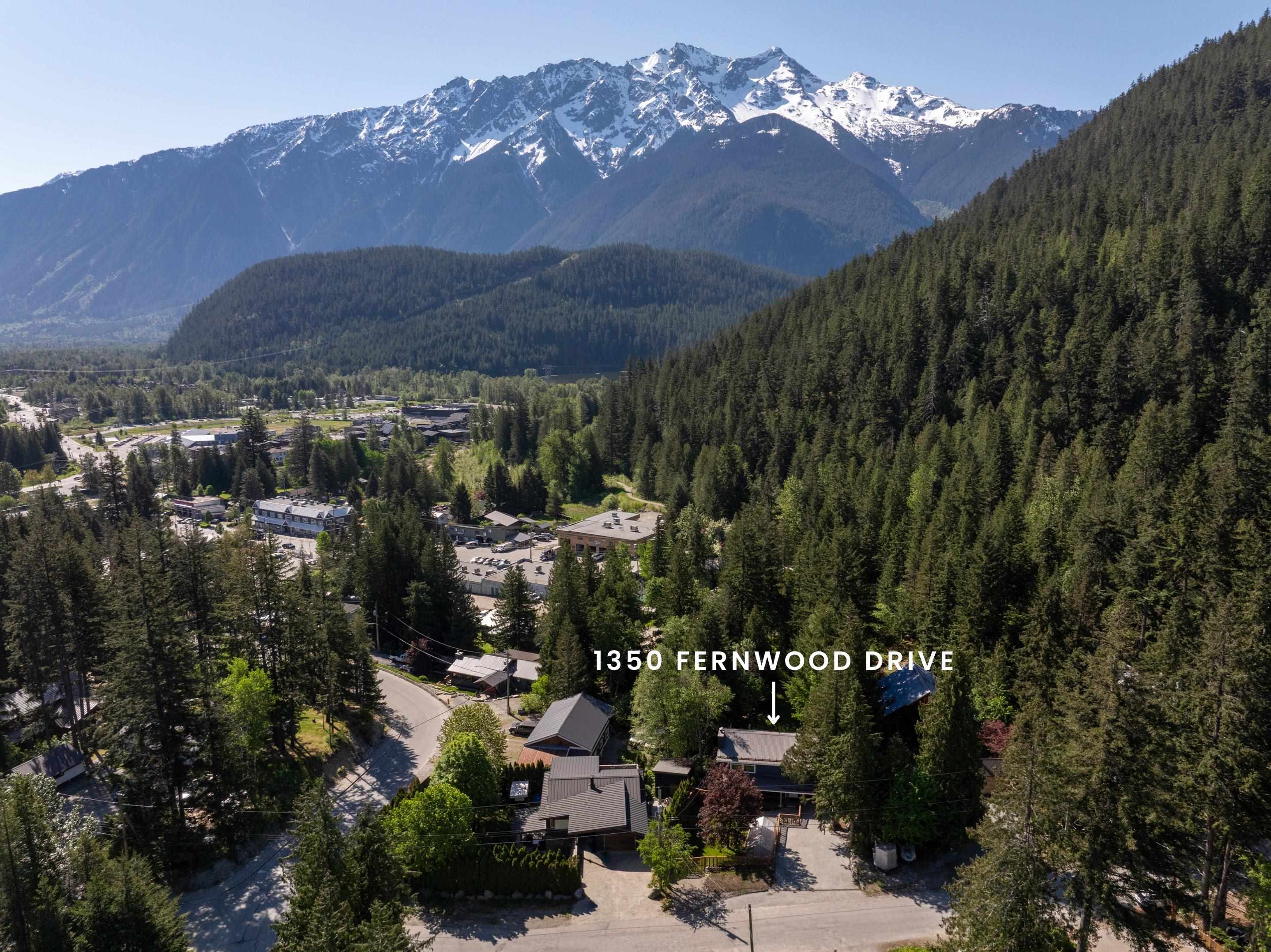 1350 FERNWOOD DRIVE, Pemberton BC V0N 2L0, R3121156, BC,
