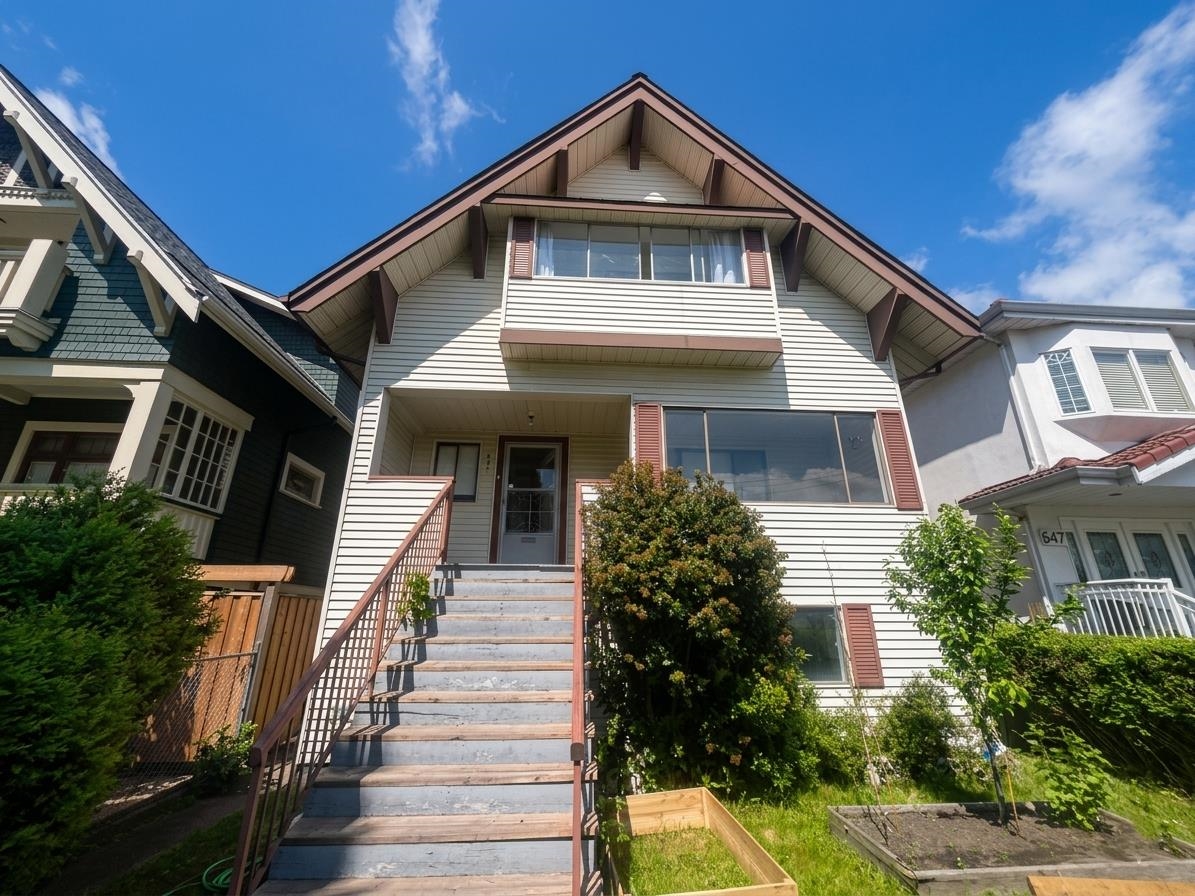 635 E 49TH AVENUE, Vancouver BC V5W 2H1, R3121725, BC,