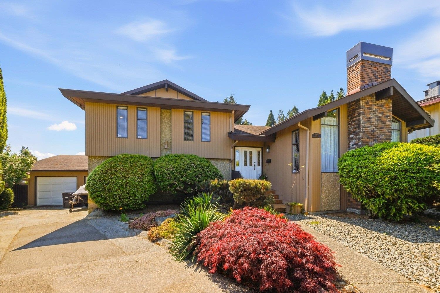 1390 EASTLAWN DRIVE, Burnaby BC V5B 3H2, R3121973, BC,