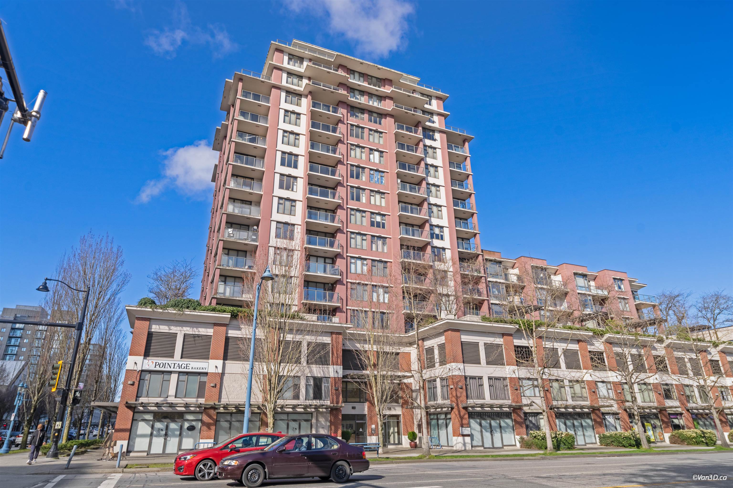 601 5933 COONEY ROAD, R3122103, BC,