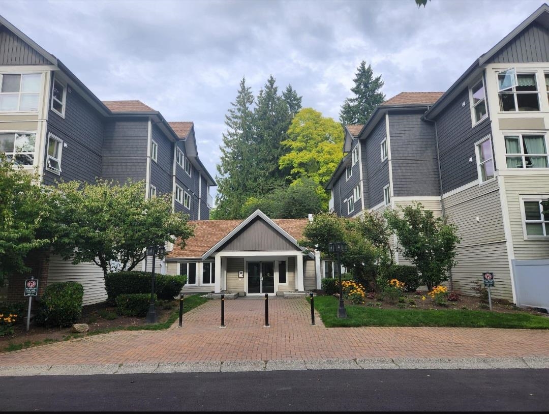 210 9668 148 STREET, R3122124, BC,